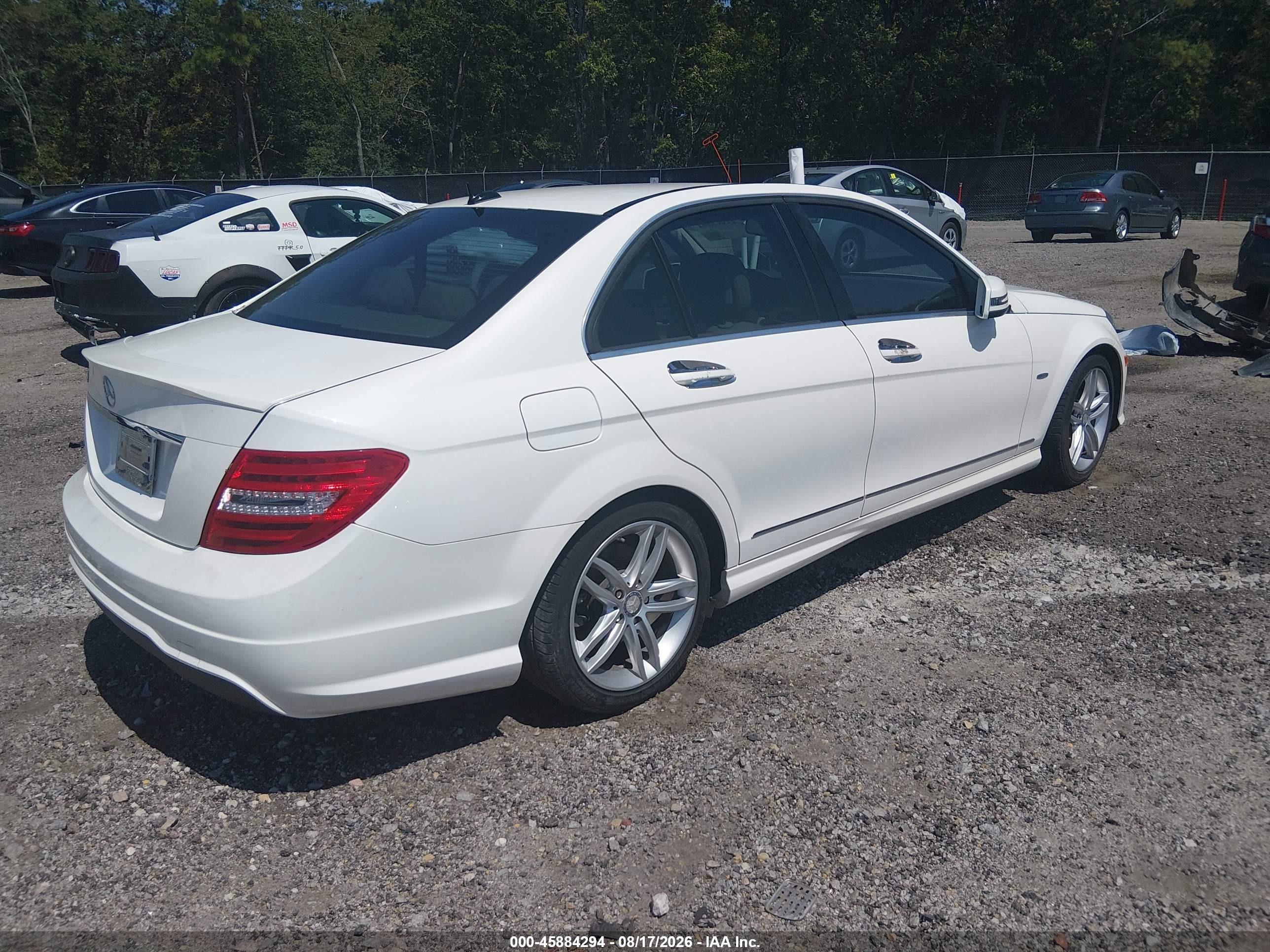 2012 Mercedes-benz C 250 Sport White vin: WDDGF4HB2CR231787