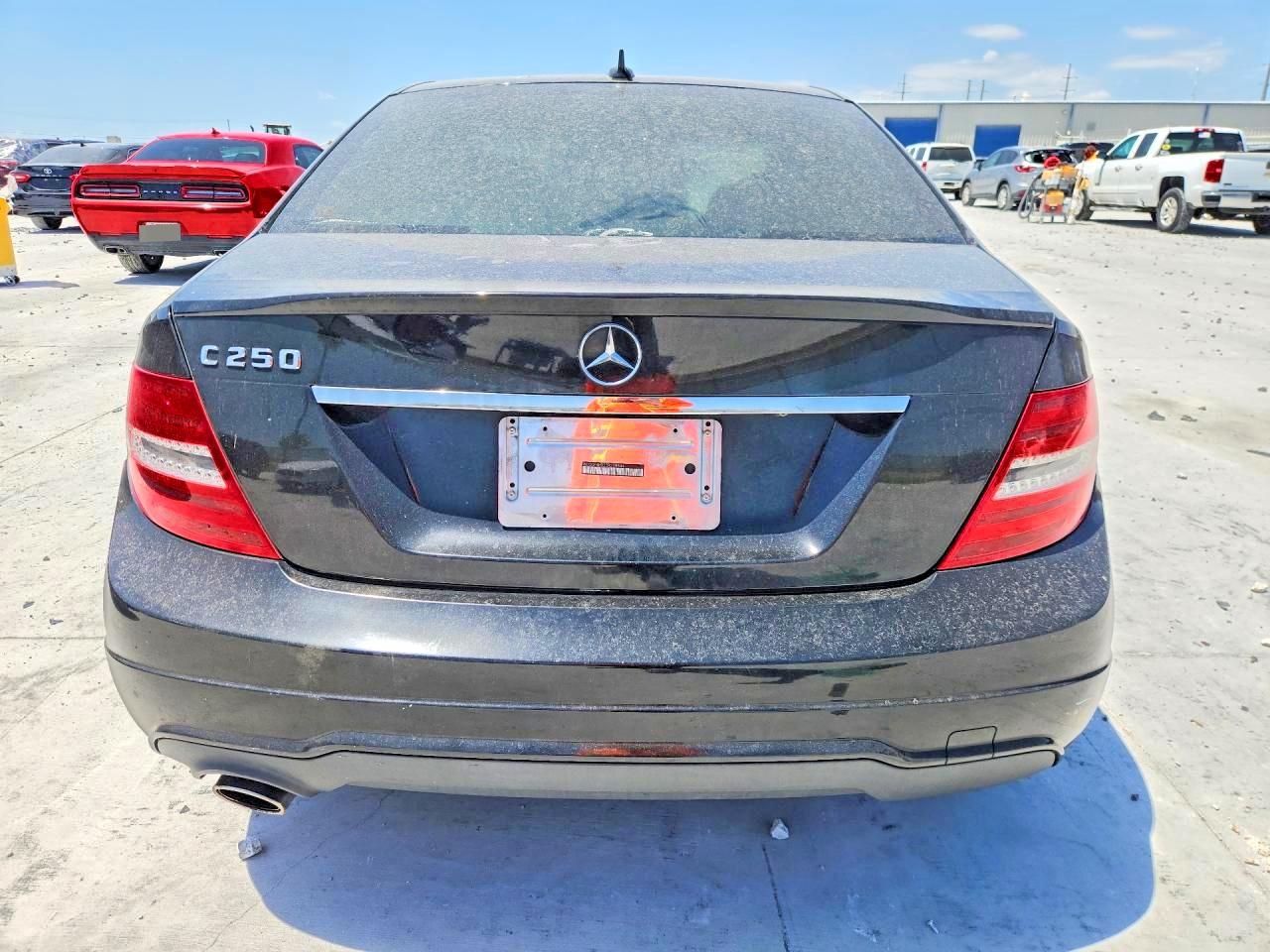 2012 Mercedes-benz C 250 Black vin: WDDGF4HB2CR238884
