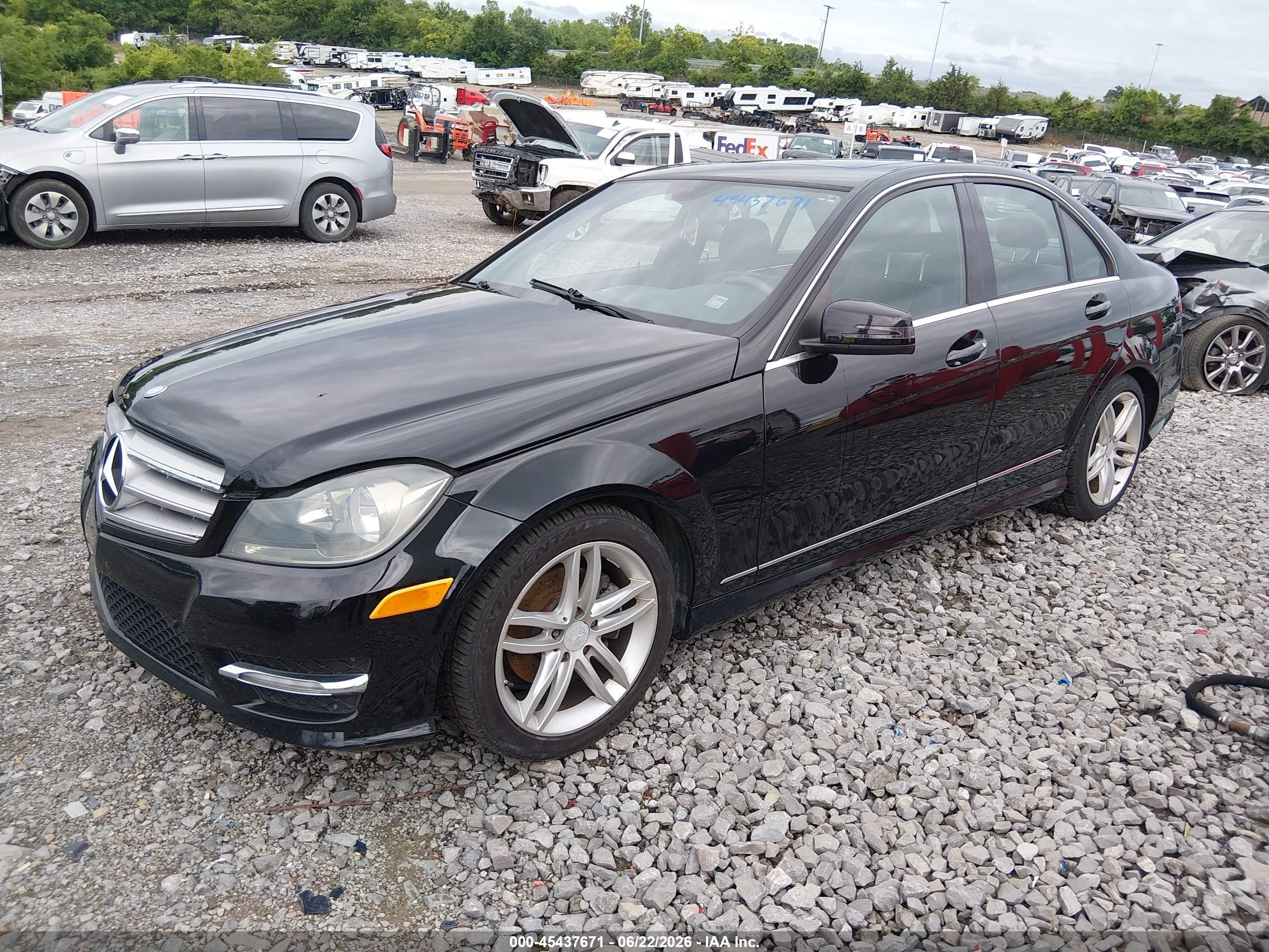 2013 Mercedes-benz C 250 Sport Black vin: WDDGF4HB2DA774167