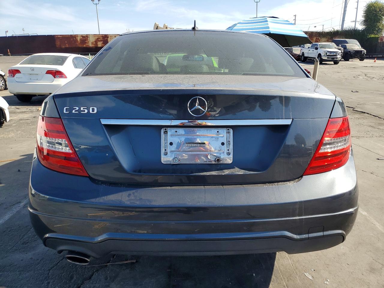 2013 Mercedes-benz C 250 Серый vin: WDDGF4HB2DA778154