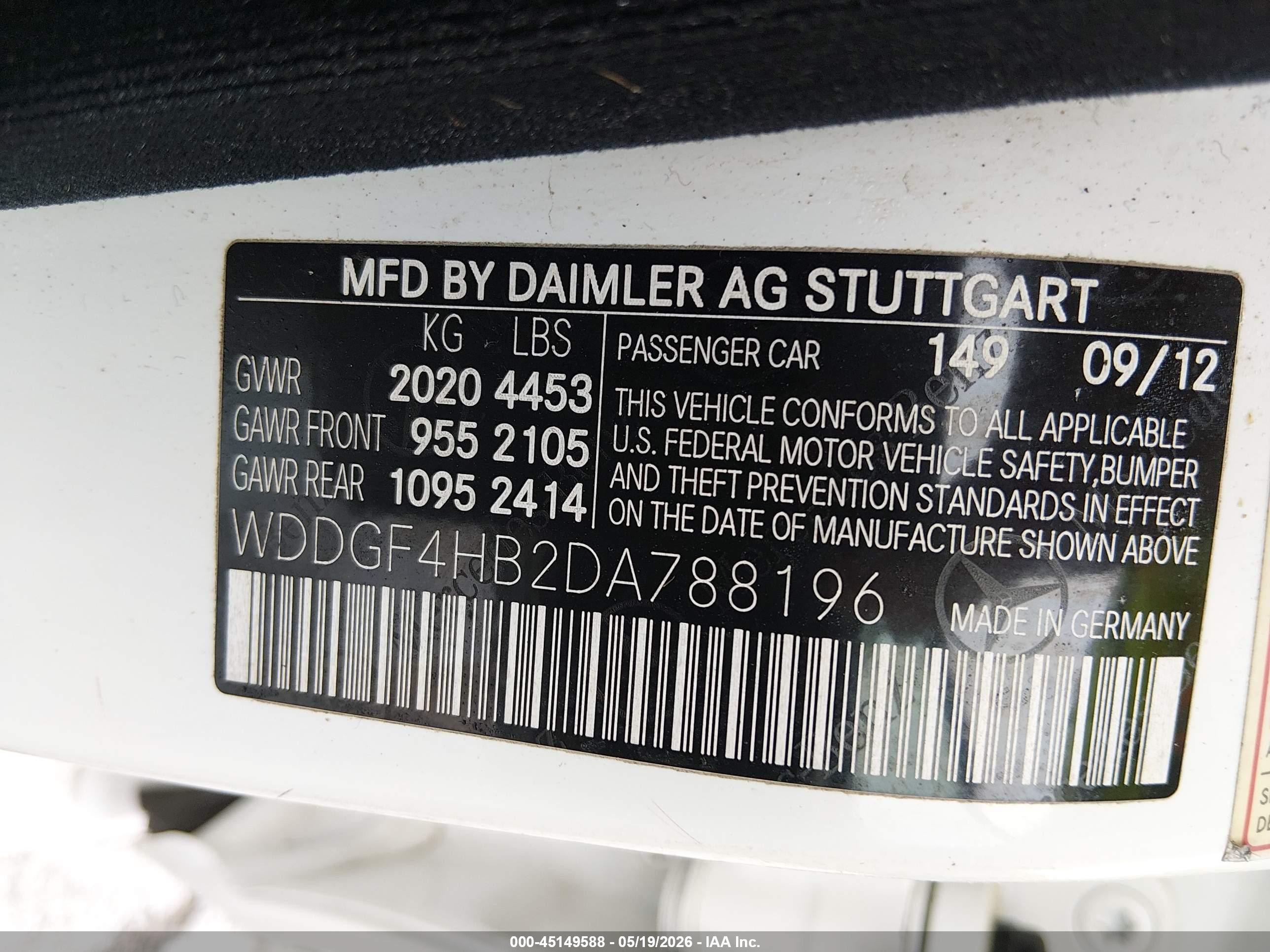 2013 Mercedes-benz C 250 Sport Белый vin: WDDGF4HB2DA788196