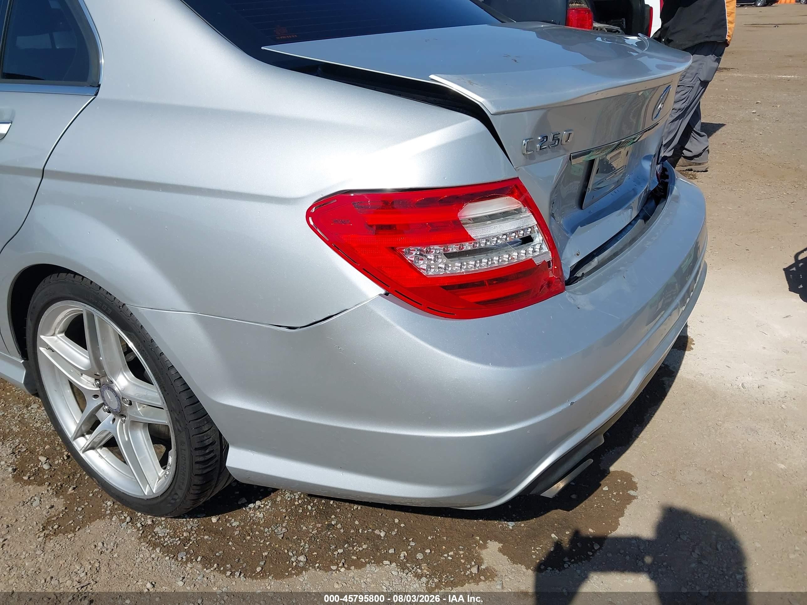 2013 Mercedes-benz C 250 Sport Gray vin: WDDGF4HB2DA845383