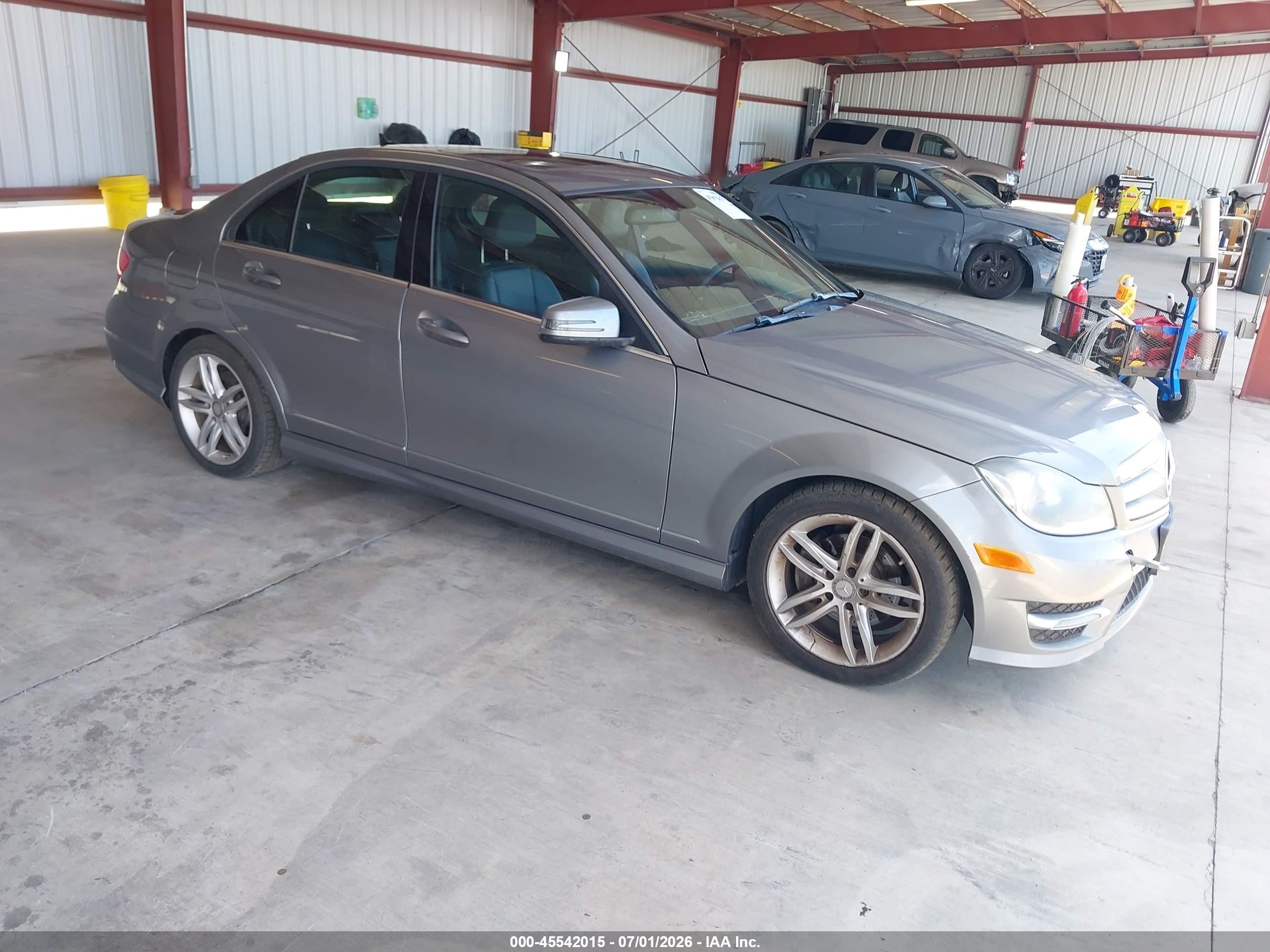 2013 Mercedes-benz C 250 Sport Silver vin: WDDGF4HB2DA851877