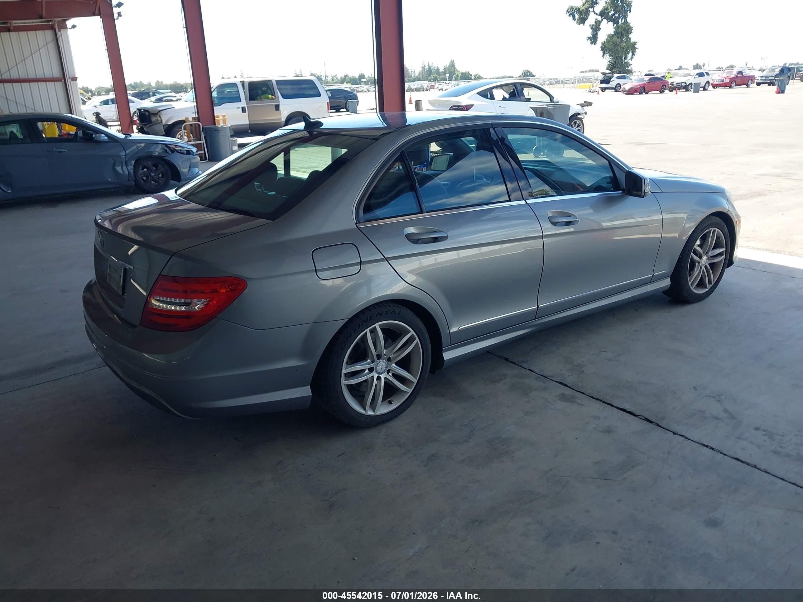 2013 Mercedes-benz C 250 Sport Silver vin: WDDGF4HB2DA851877