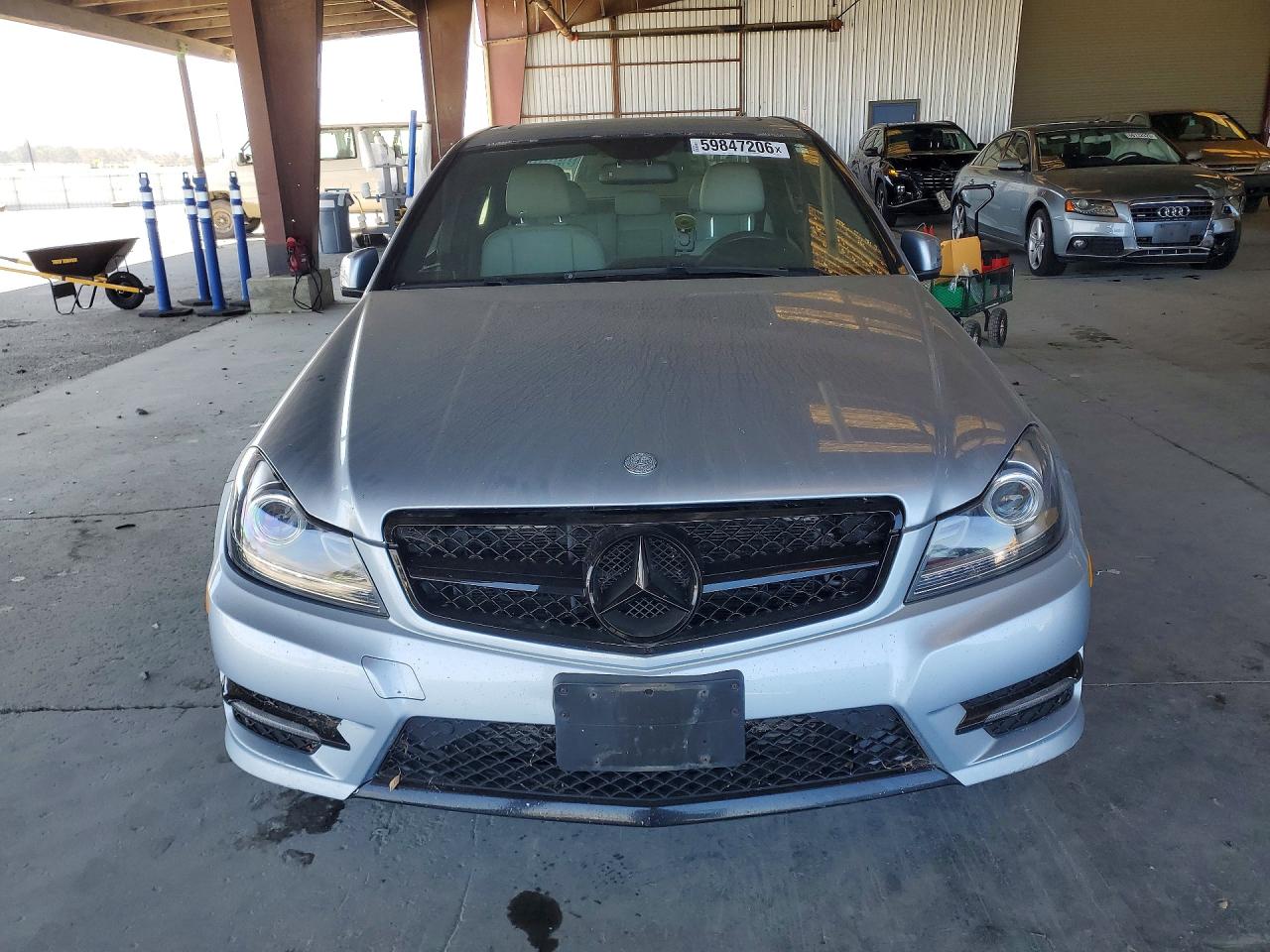 2013 Mercedes-benz C 250 Silver vin: WDDGF4HB2DA873717