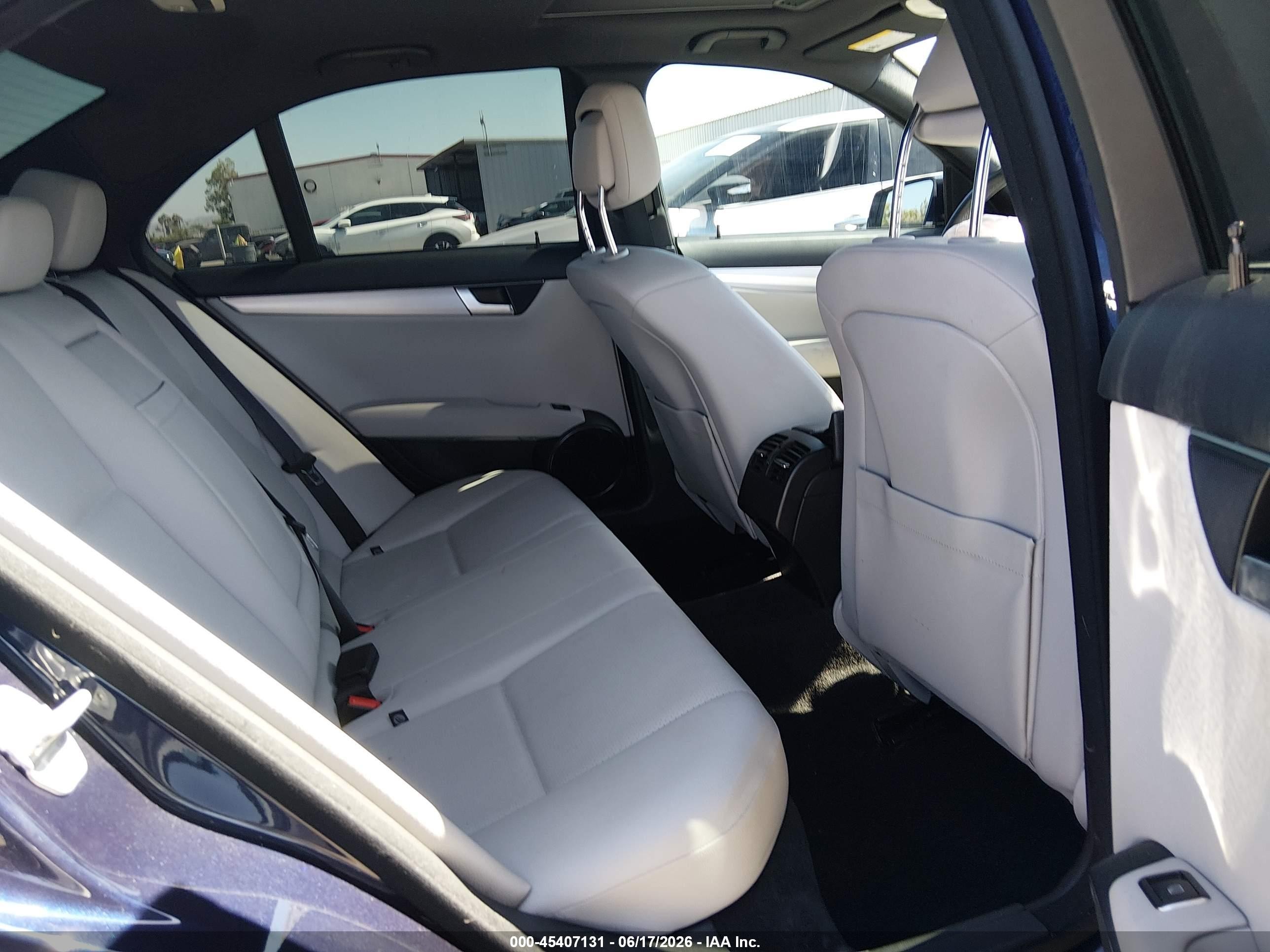 2013 Mercedes-benz C 250 Sport Dark Blue vin: WDDGF4HB2DF979930