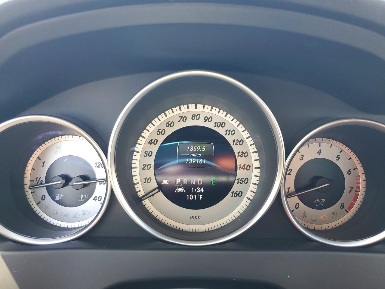 2013 Mercedes-benz C 250 Black vin: WDDGF4HB2DR244203