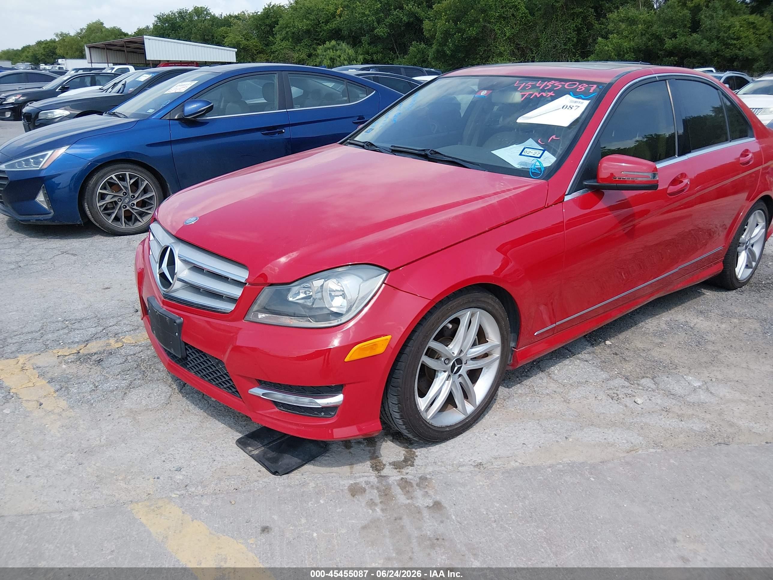 2013 Mercedes-benz C 250 Sport Red vin: WDDGF4HB2DR244587