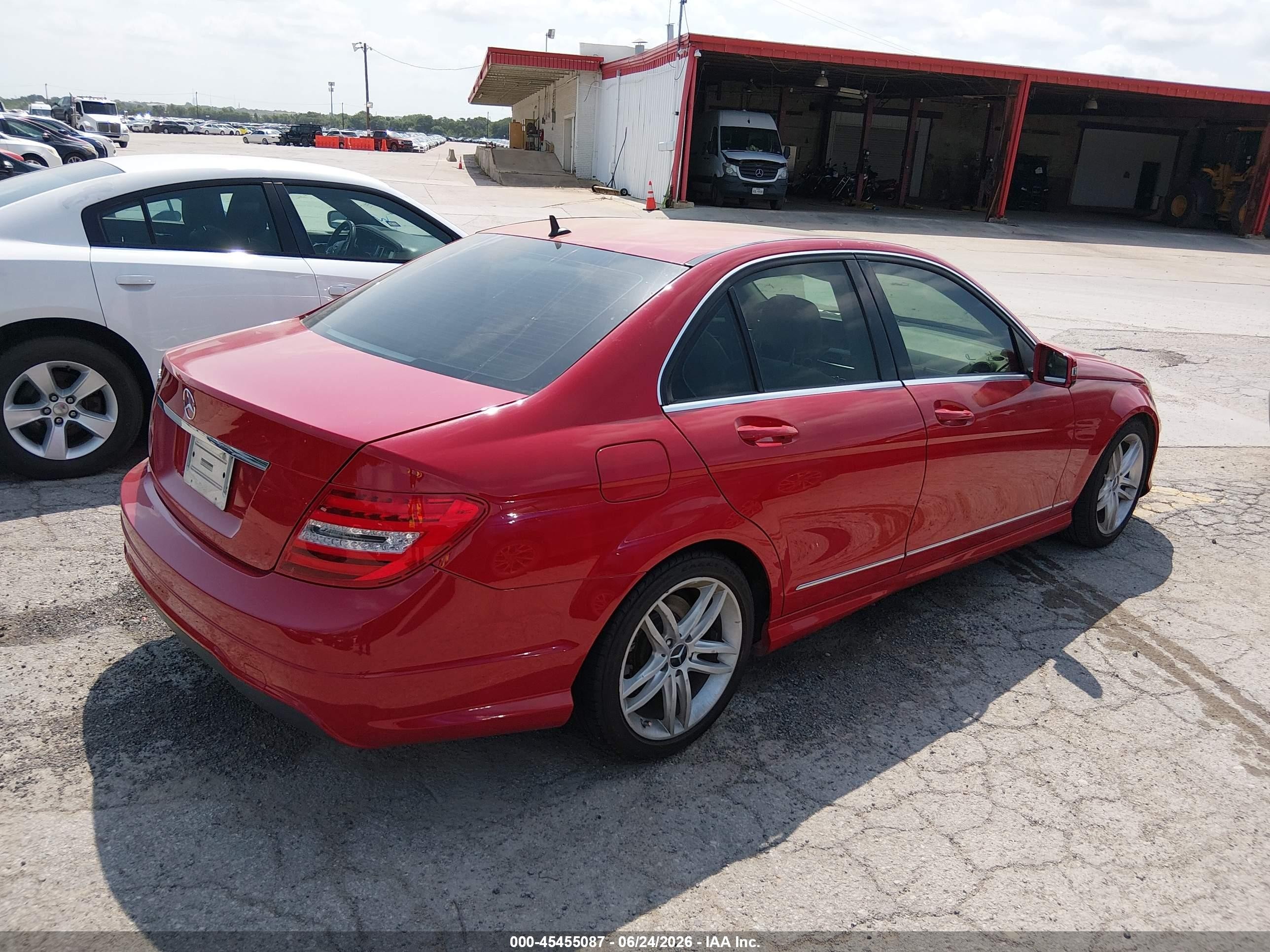 2013 Mercedes-benz C 250 Sport Red vin: WDDGF4HB2DR244587