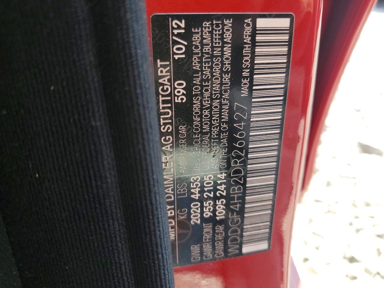 2013 Mercedes-benz C 250 Red vin: WDDGF4HB2DR266427