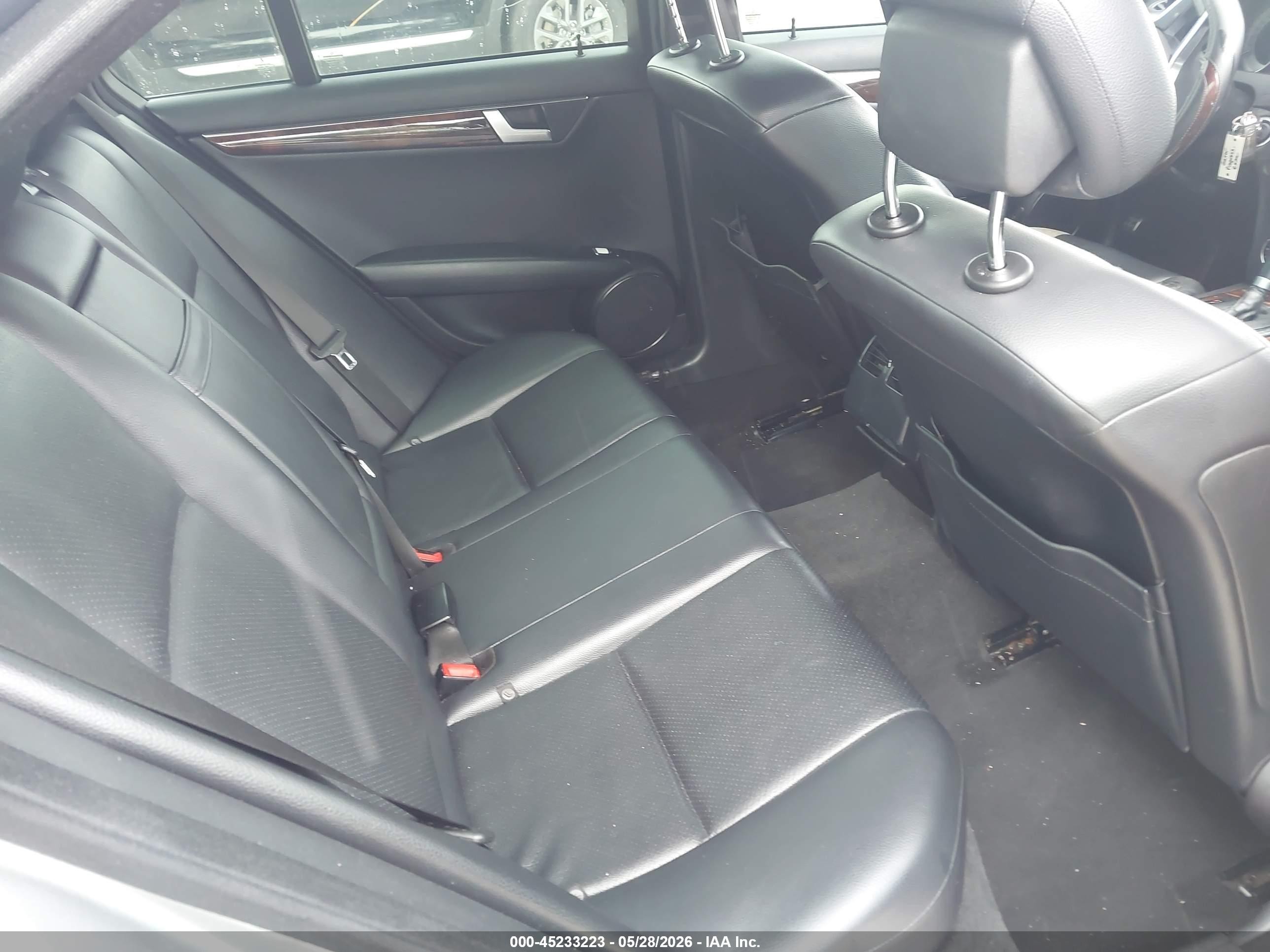 2013 Mercedes-benz C 250 Sport Gray vin: WDDGF4HB2DR290209
