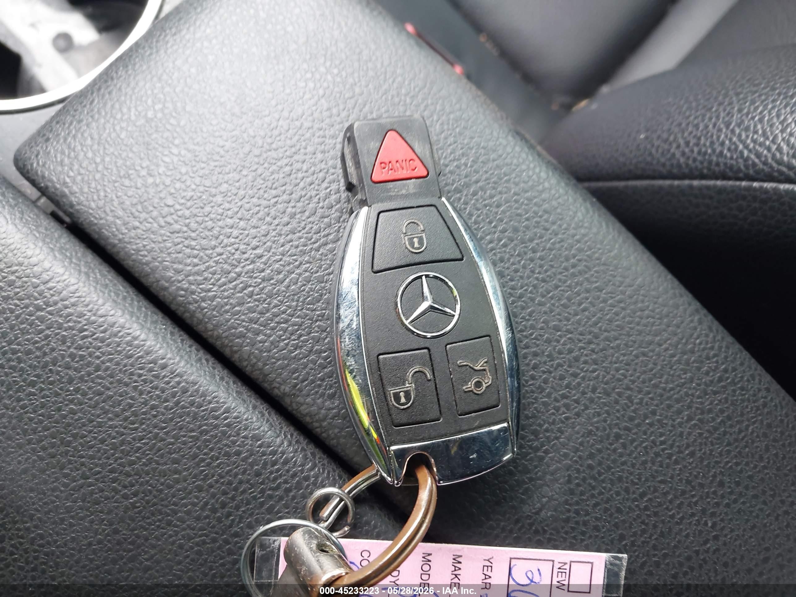 2013 Mercedes-benz C 250 Sport Gray vin: WDDGF4HB2DR290209