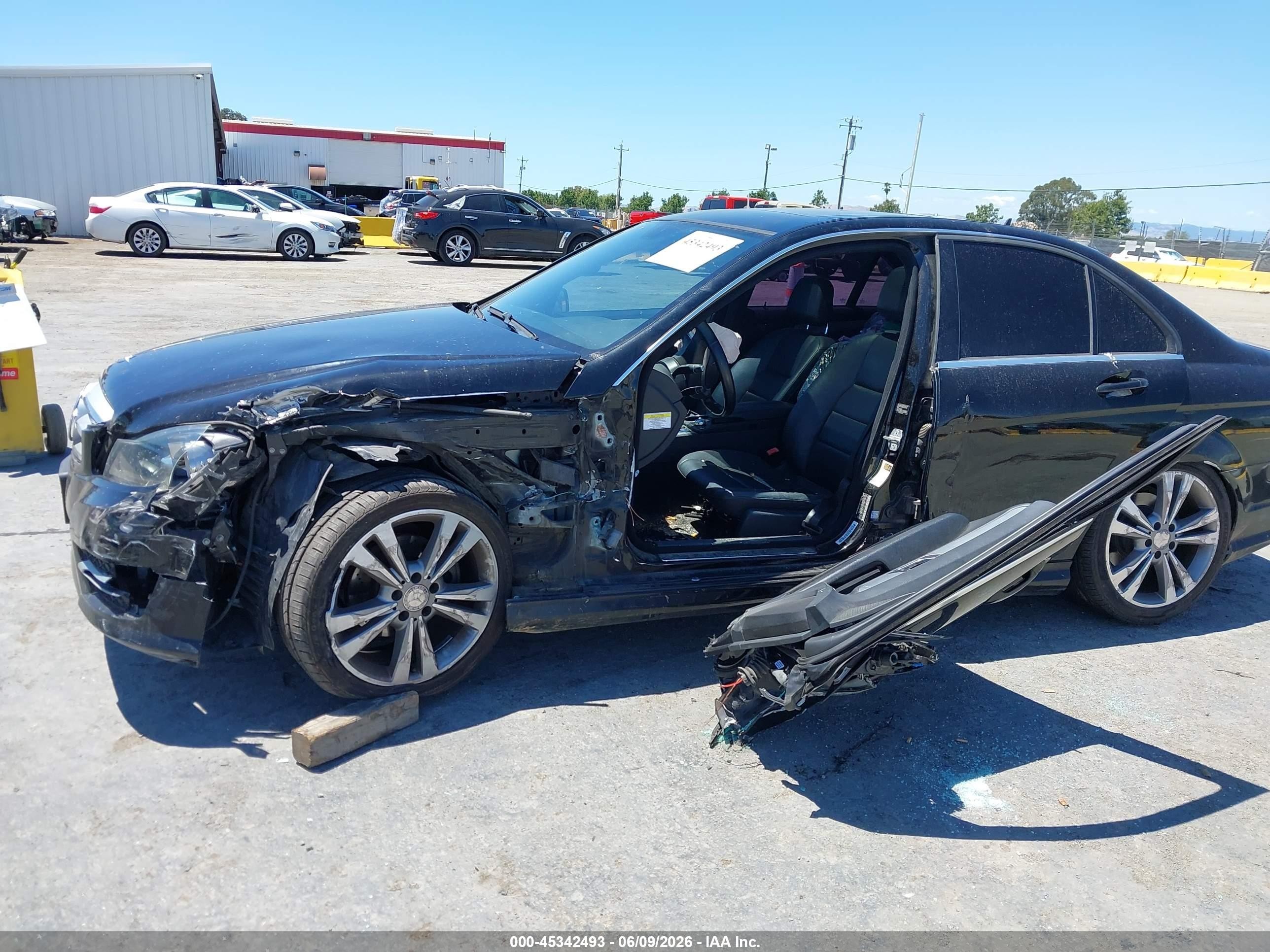 2013 Mercedes-benz C 250 Sport Black vin: WDDGF4HB2DR290601