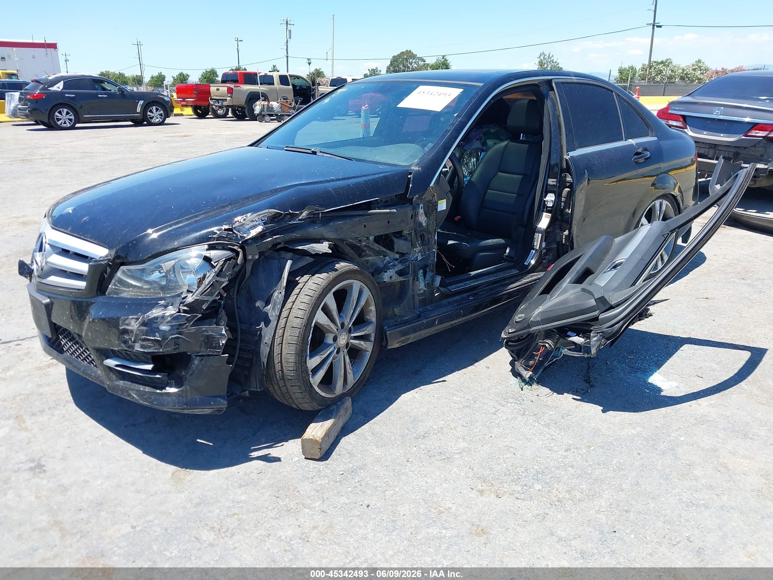 2013 Mercedes-benz C 250 Sport Black vin: WDDGF4HB2DR290601