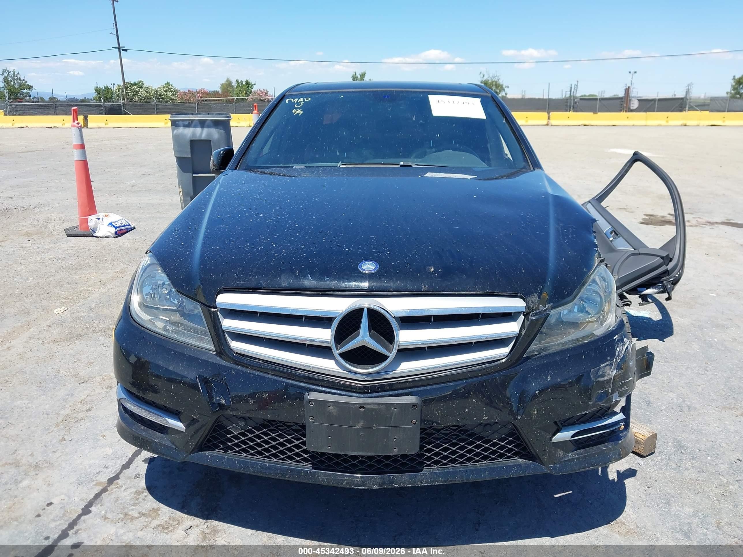 2013 Mercedes-benz C 250 Sport Black vin: WDDGF4HB2DR290601