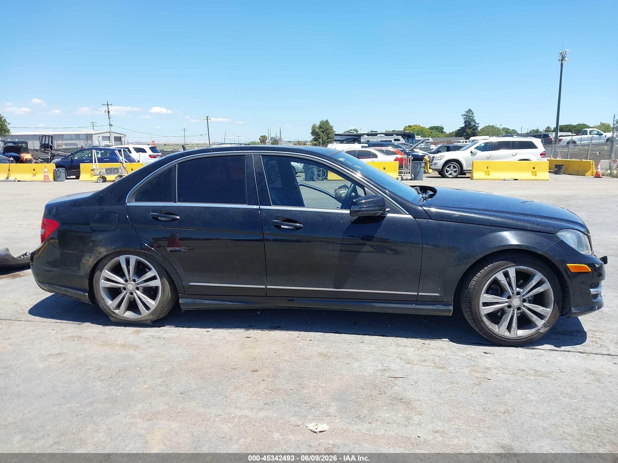 2013 Mercedes-benz C 250 Sport Black vin: WDDGF4HB2DR290601
