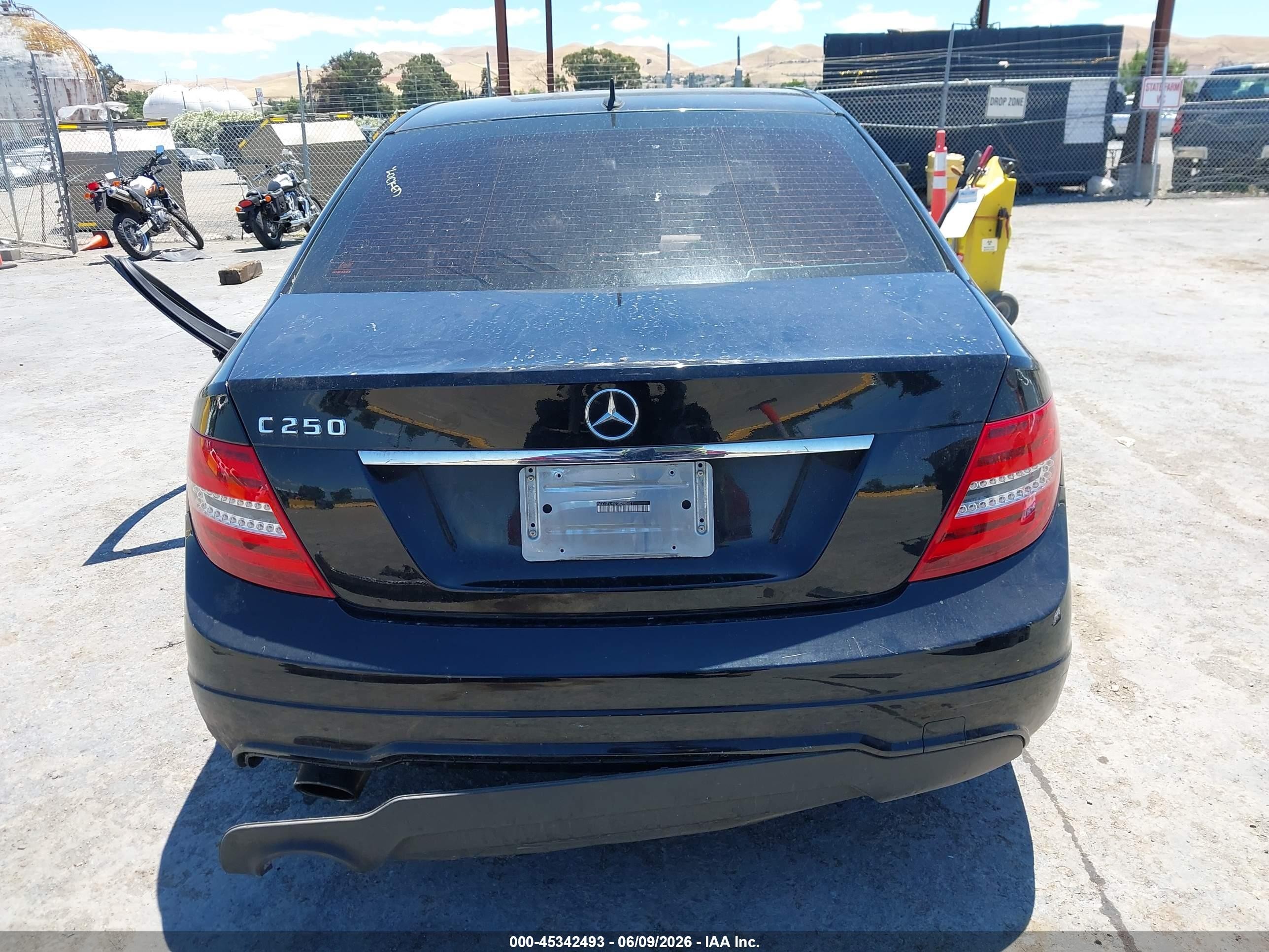 2013 Mercedes-benz C 250 Sport Black vin: WDDGF4HB2DR290601
