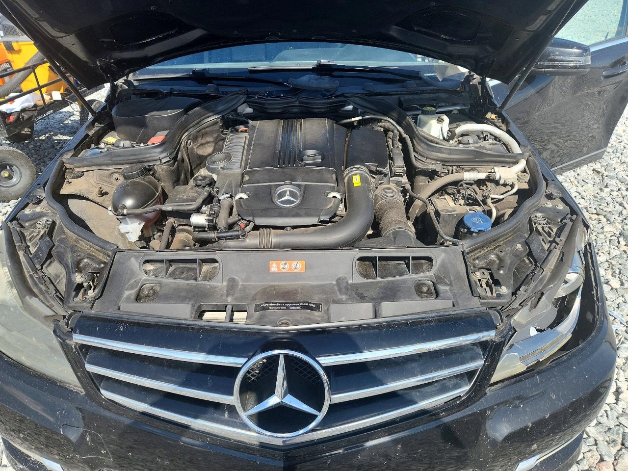 2014 Mercedes-benz C 250 Black vin: WDDGF4HB2EA937711