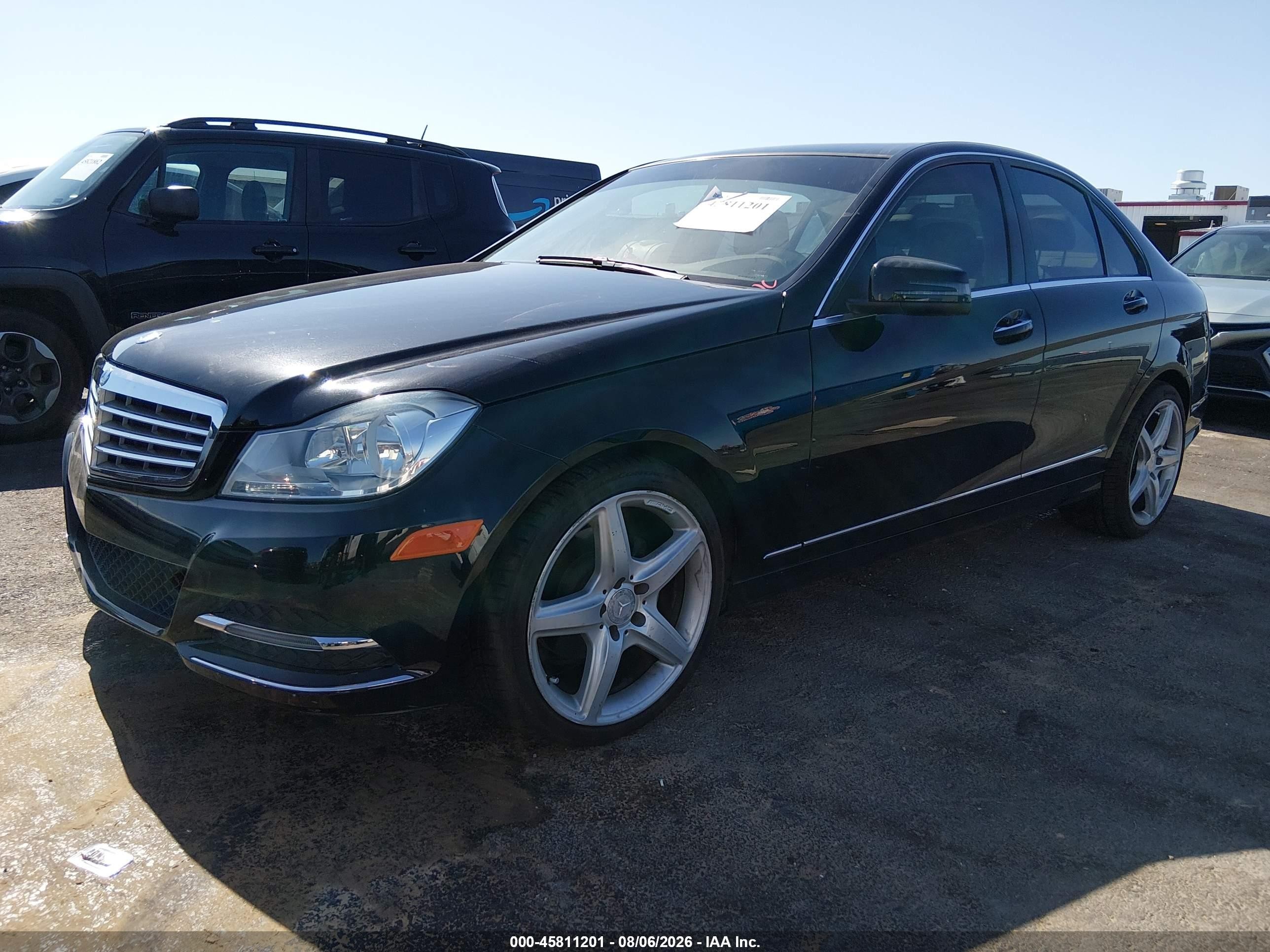 2014 Mercedes-benz C 250 Luxury Black vin: WDDGF4HB2EA952760