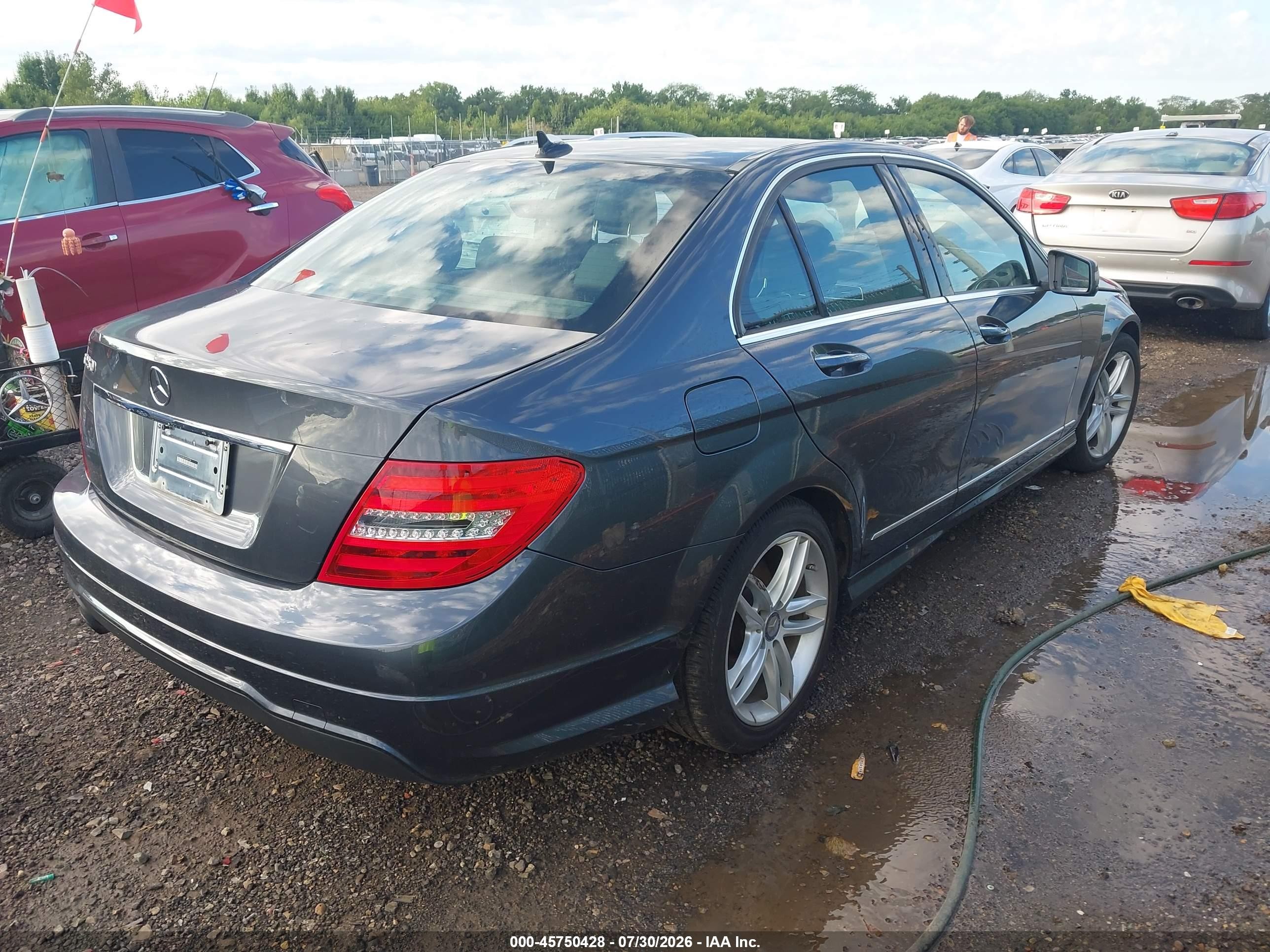 2014 Mercedes-benz C 250 Sport Blue vin: WDDGF4HB2EA959109