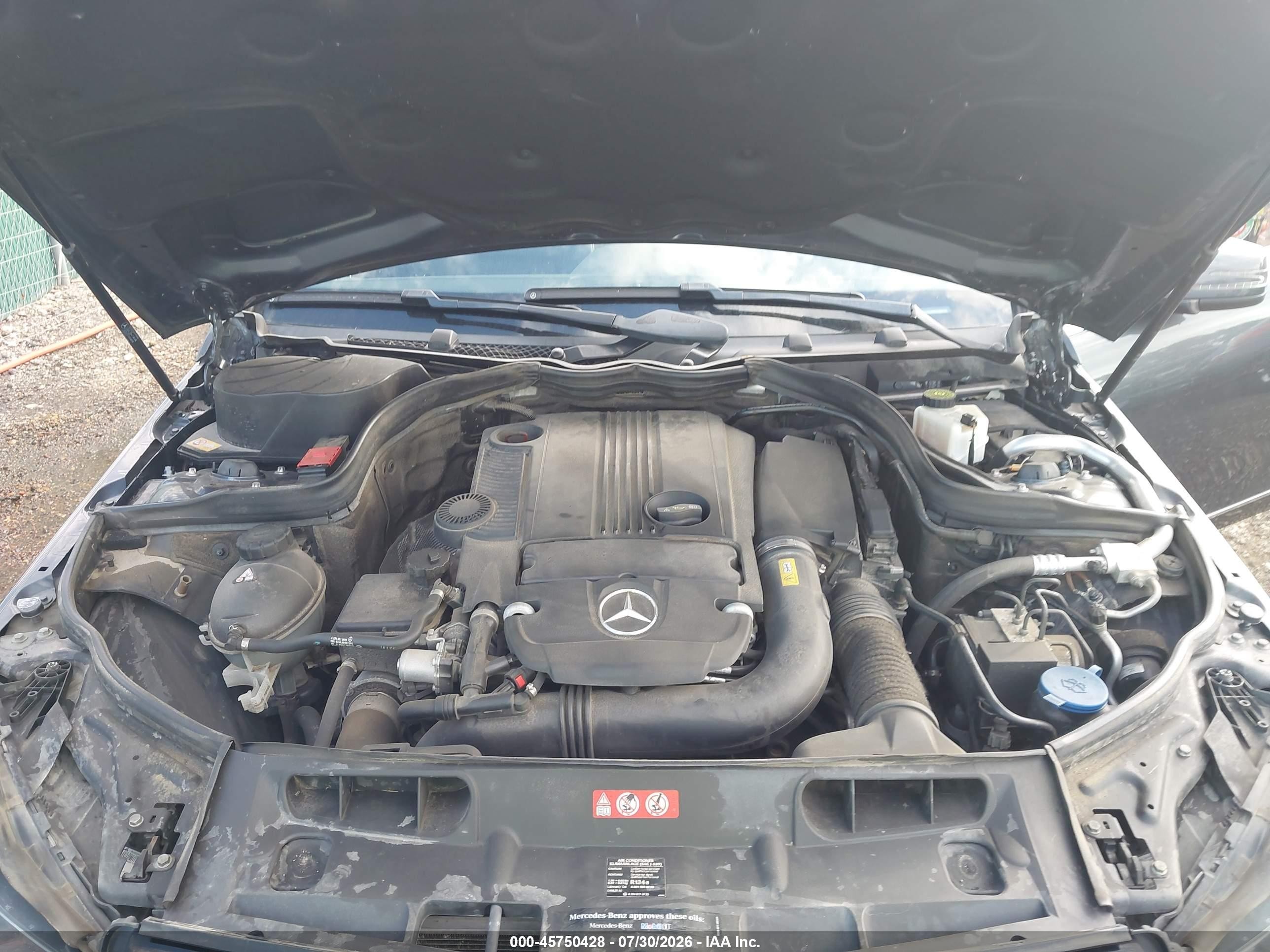 2014 Mercedes-benz C 250 Sport Blue vin: WDDGF4HB2EA959109