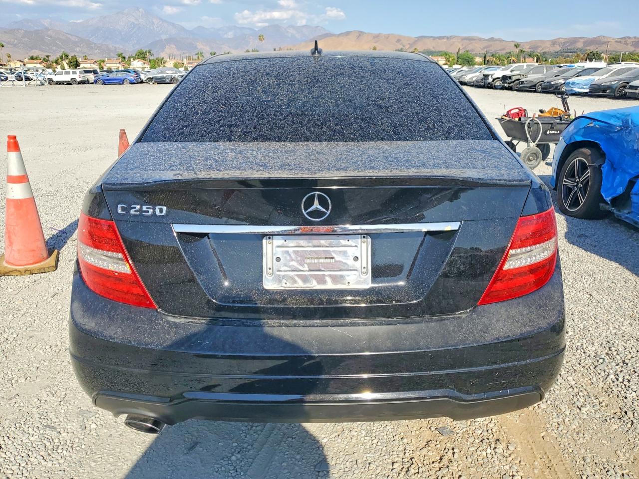 2014 Mercedes-benz C 250 Black vin: WDDGF4HB2EG209593