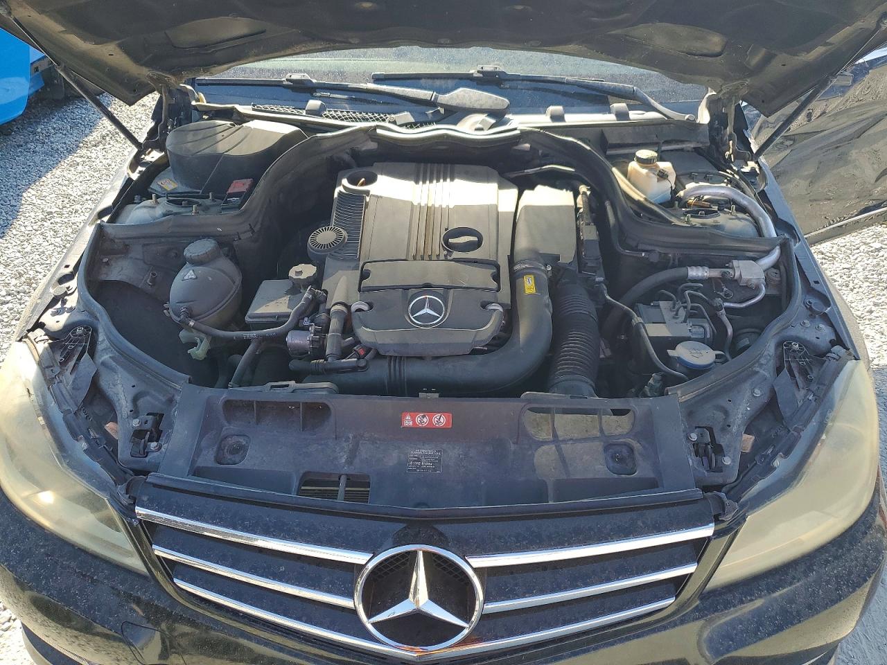 2014 Mercedes-benz C 250 Black vin: WDDGF4HB2EG209593