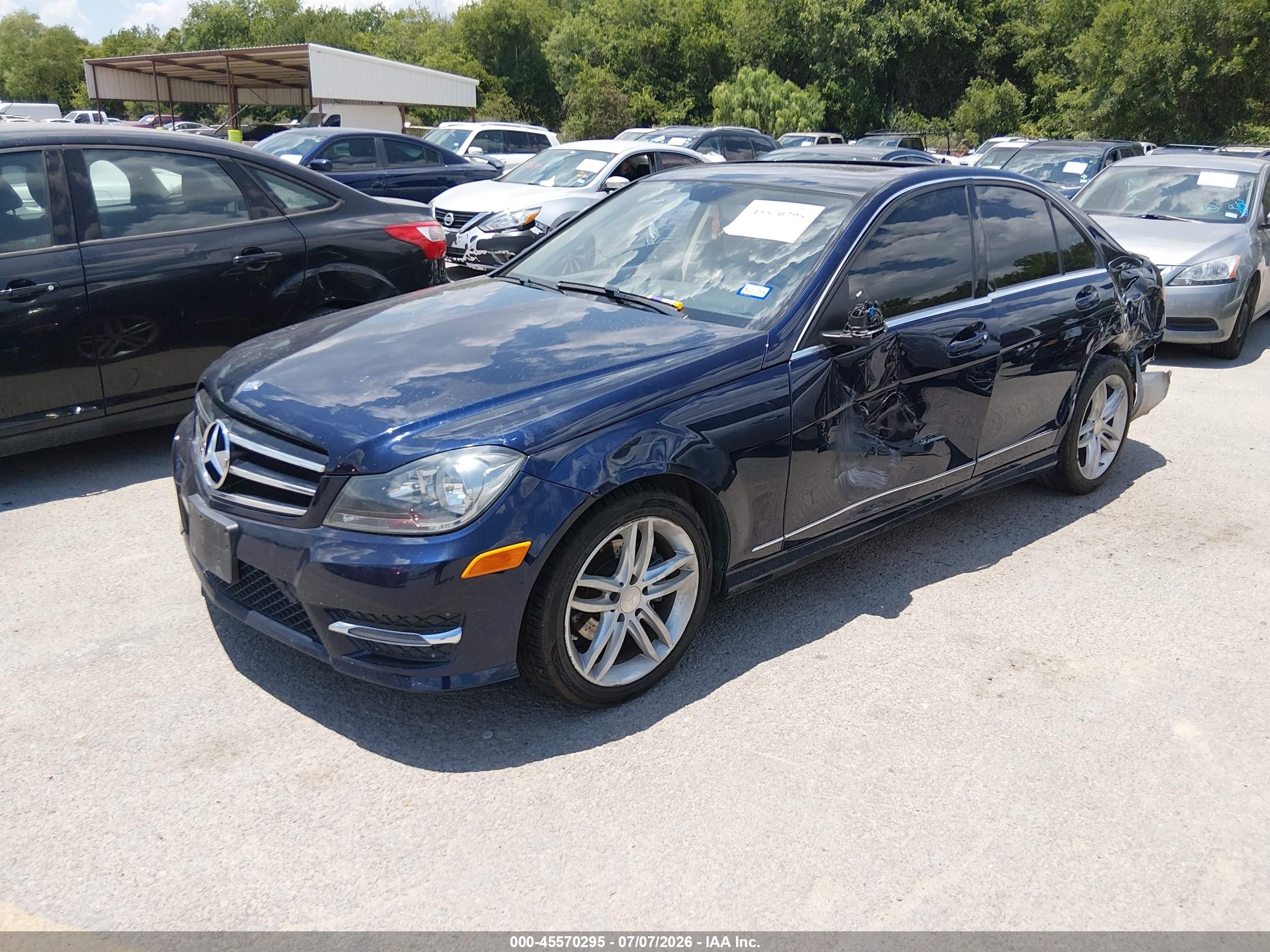 2014 Mercedes-benz C-class C 250 Sport Blue vin: WDDGF4HB2EG229861