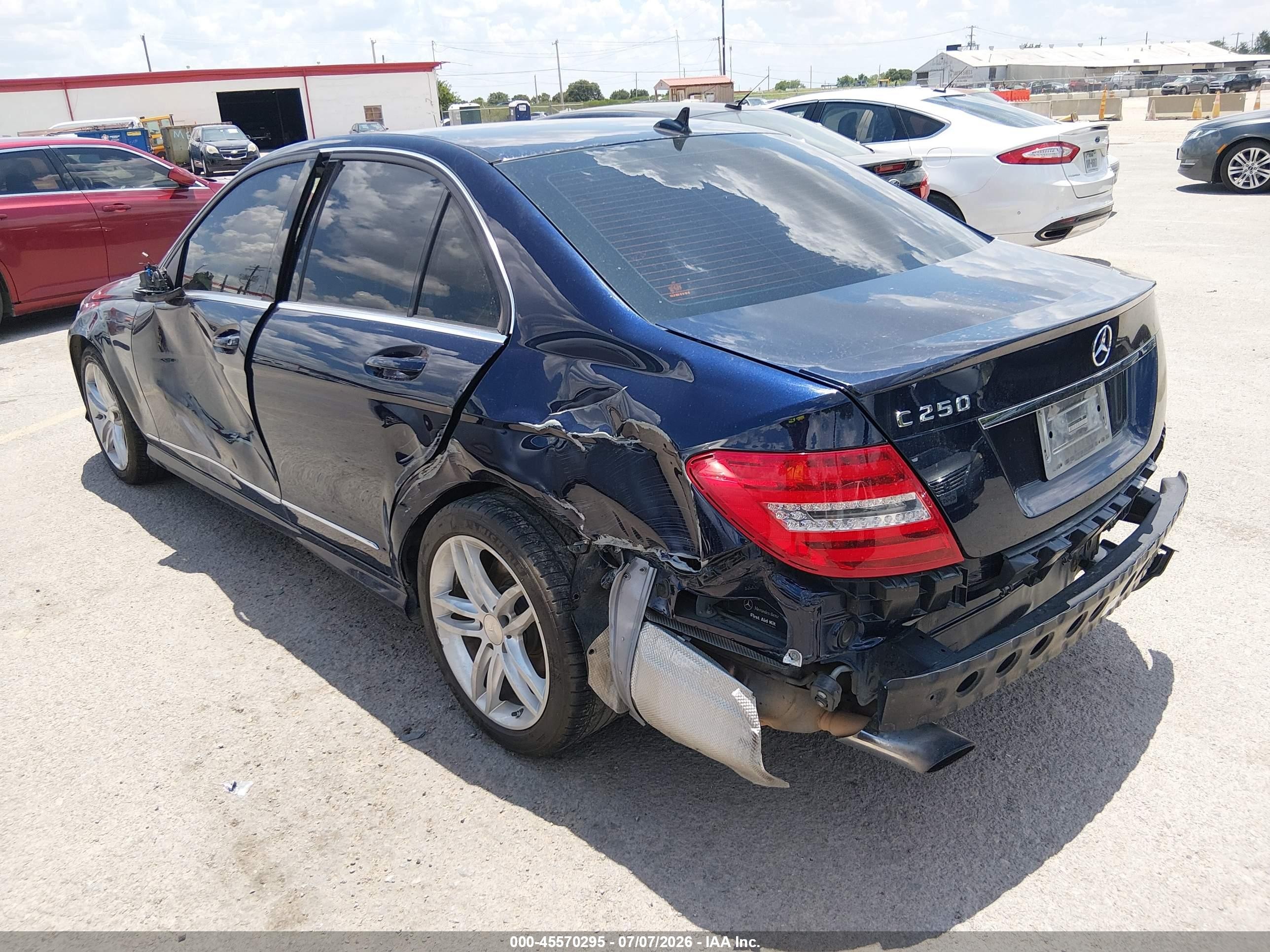 2014 Mercedes-benz C-class C 250 Sport Blue vin: WDDGF4HB2EG229861