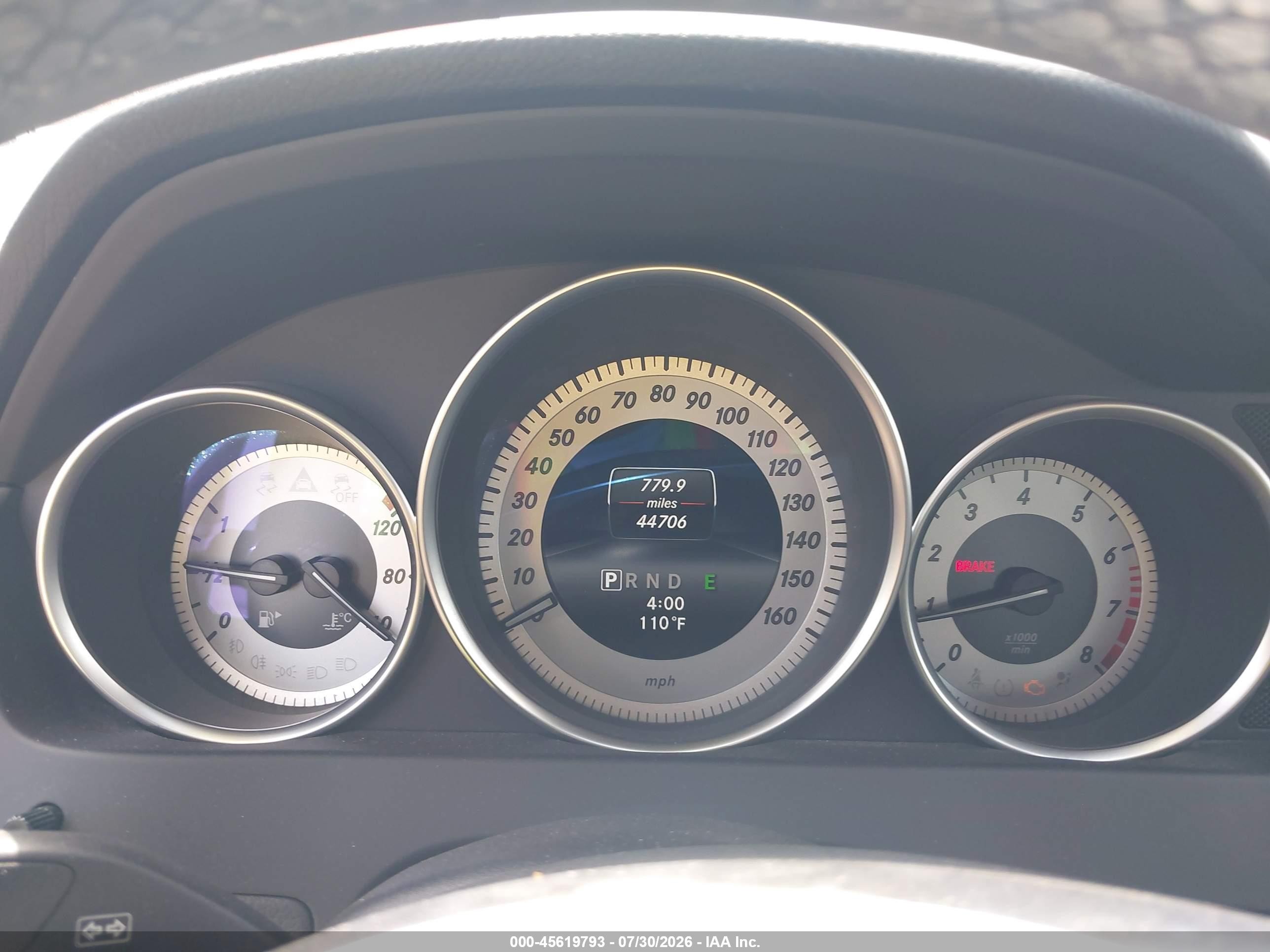 2014 Mercedes-benz C 250 Sport White vin: WDDGF4HB2EG231321