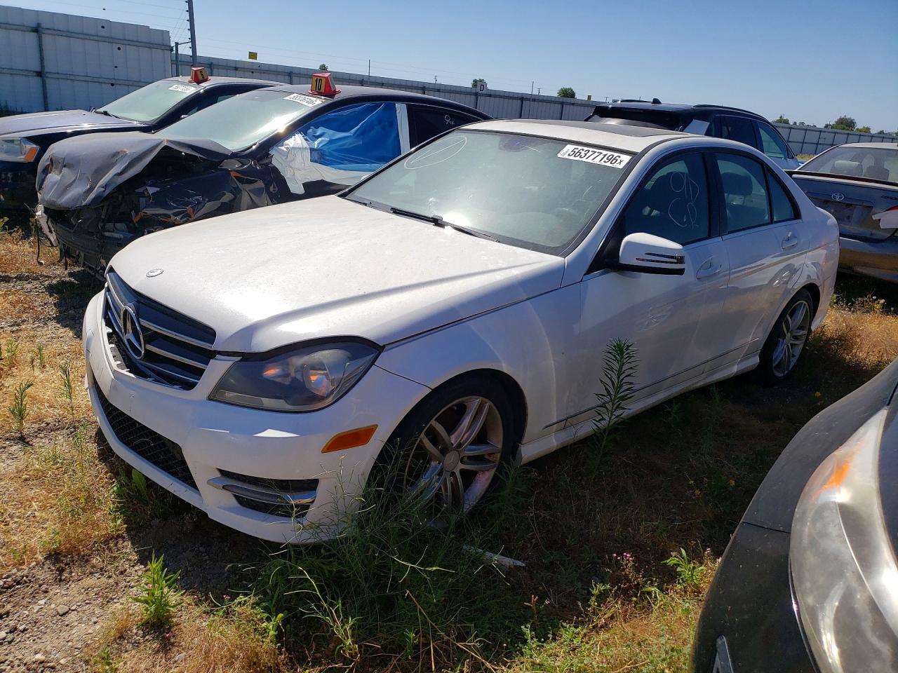 2014 Mercedes-benz C 250 White vin: WDDGF4HB2ER310671
