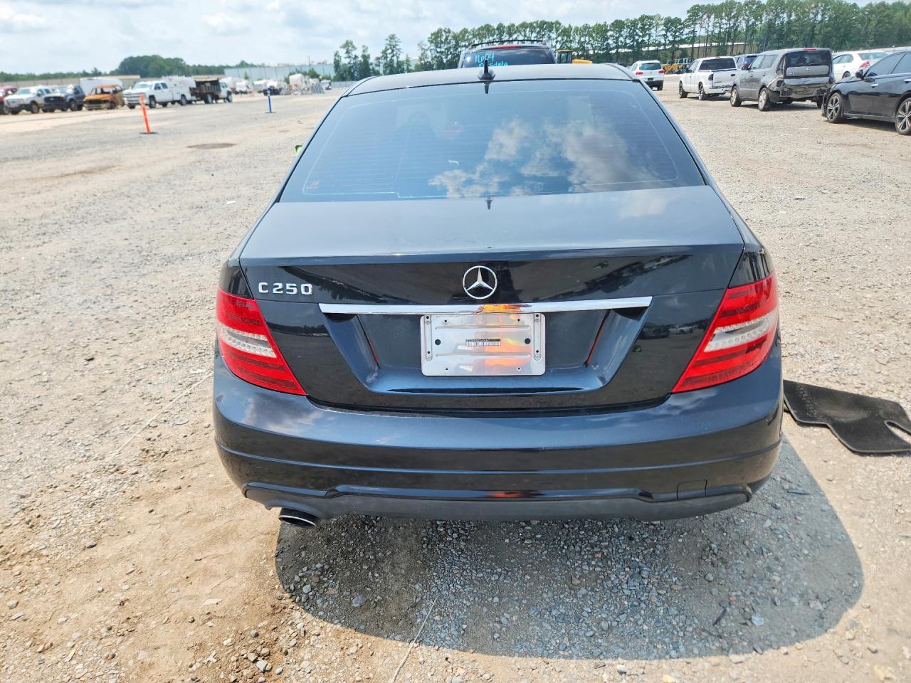 2012 Mercedes-benz C 250 Black vin: WDDGF4HB3CA609467