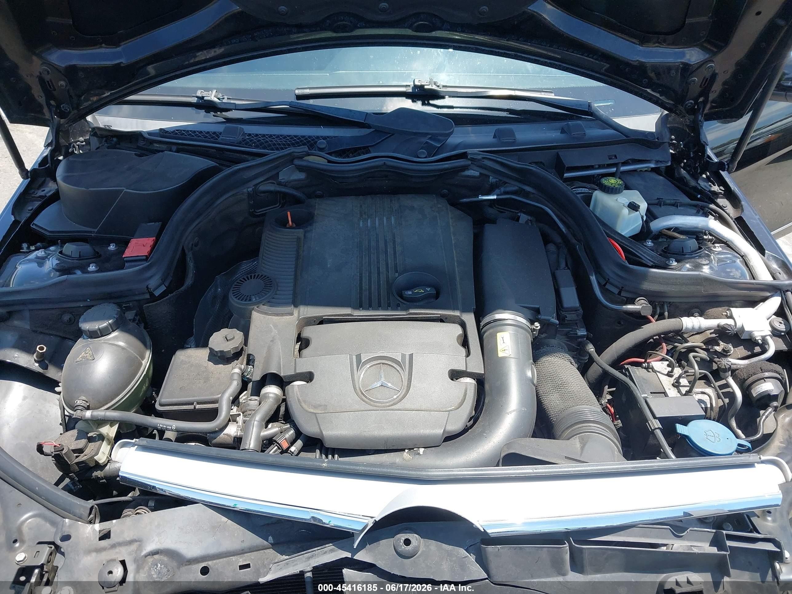 2012 Mercedes-benz C 250 Sport Черный vin: WDDGF4HB3CF853428