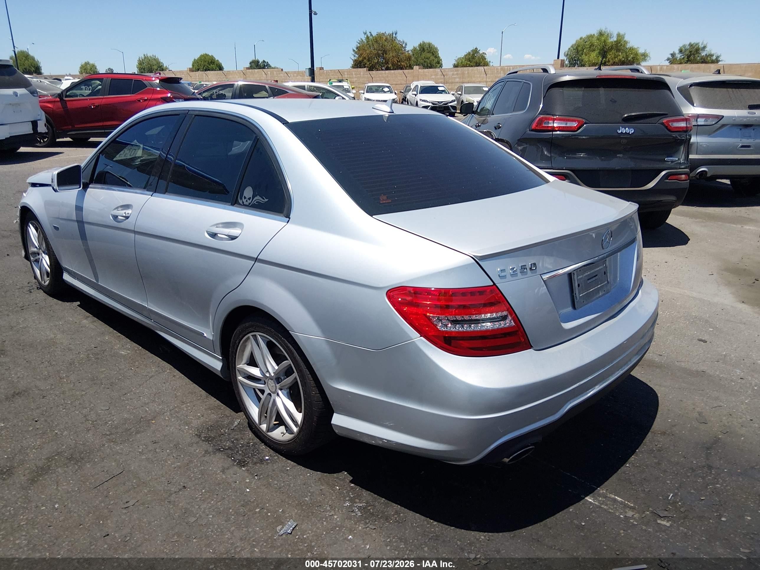 2012 Mercedes-benz C 250 Luxury/sport Silver vin: WDDGF4HB3CR219454
