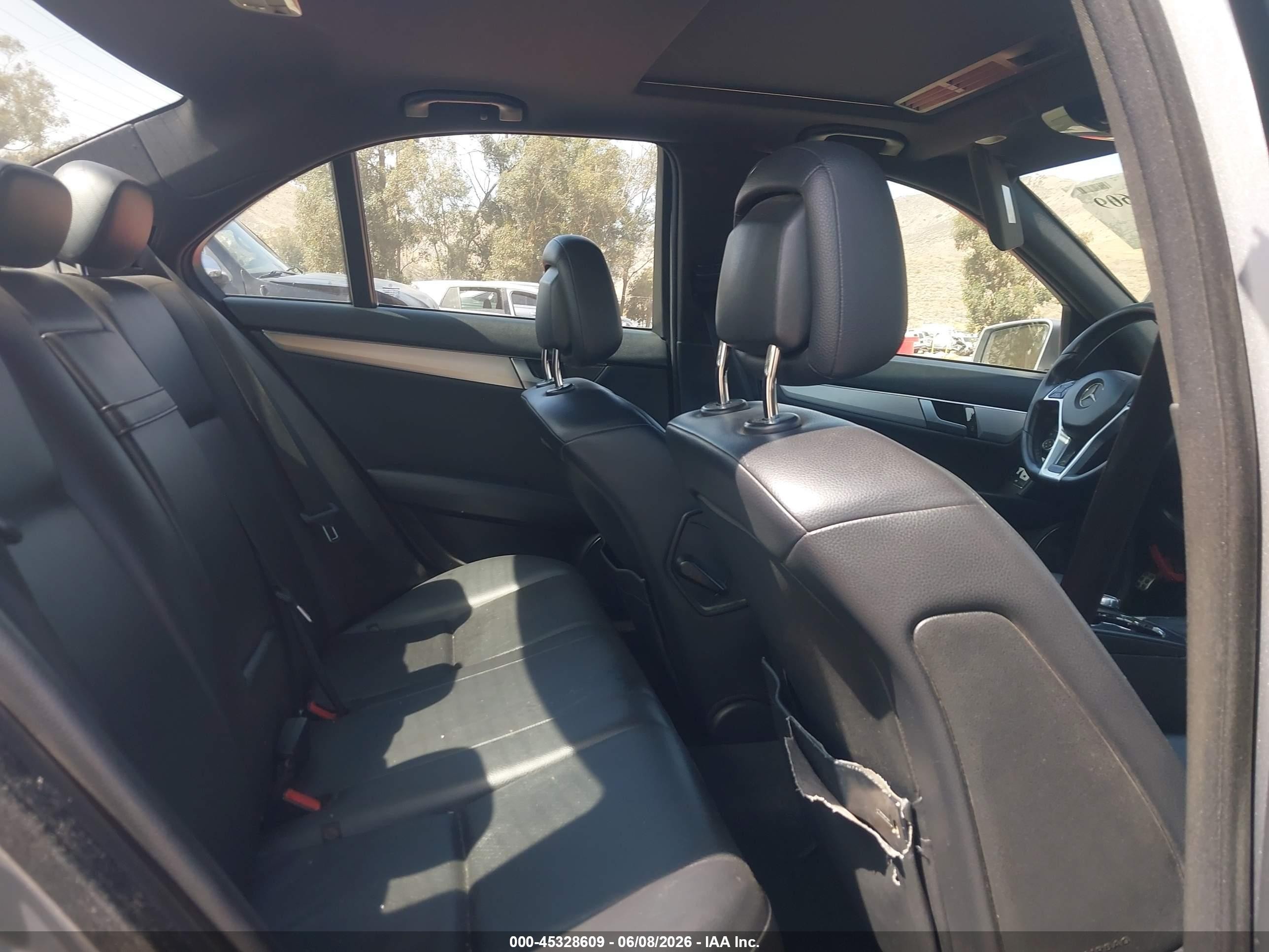 2012 Mercedes-benz C 250 Sport Gray vin: WDDGF4HB3CR219857