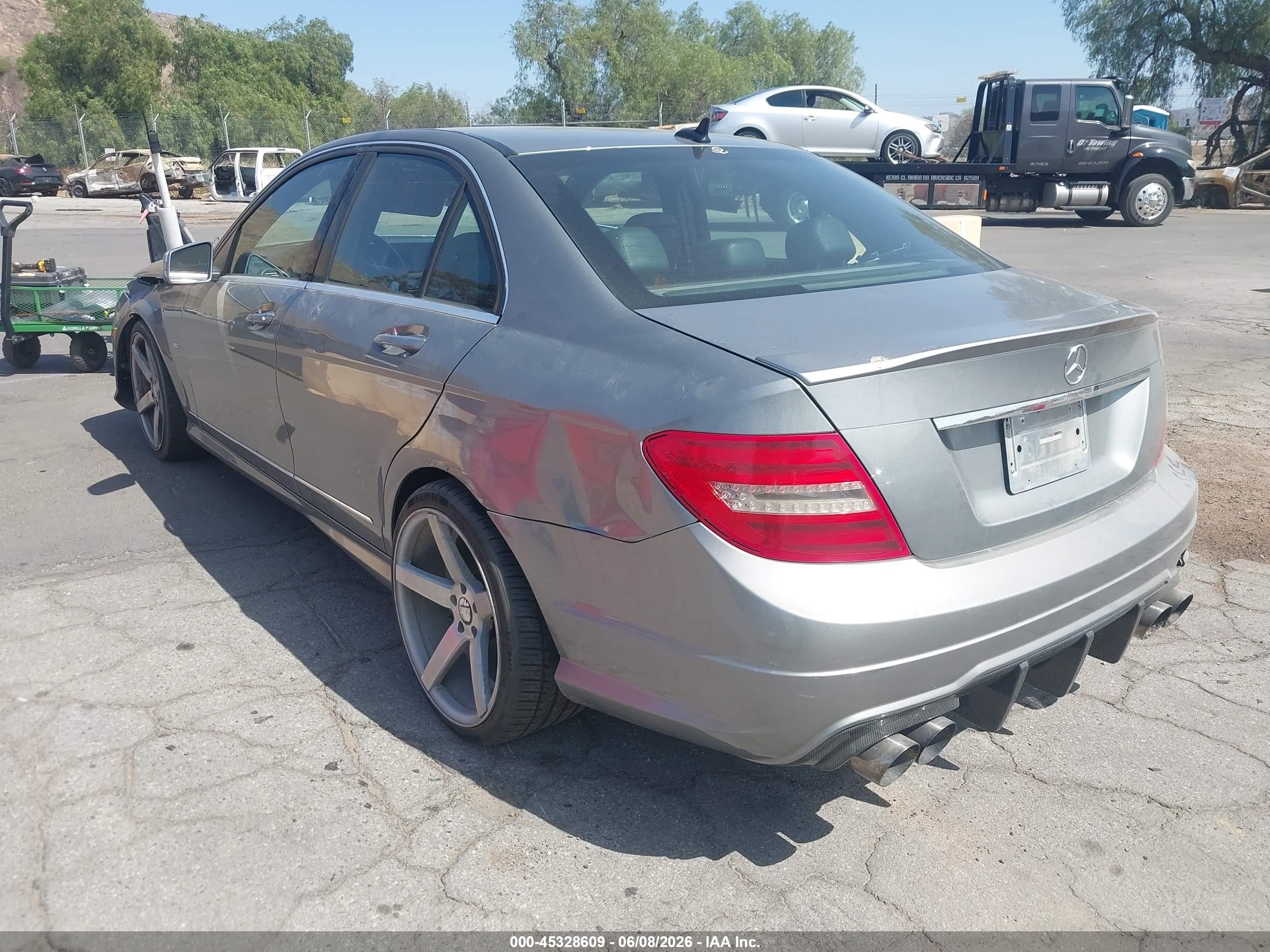 2012 Mercedes-benz C 250 Sport Gray vin: WDDGF4HB3CR219857
