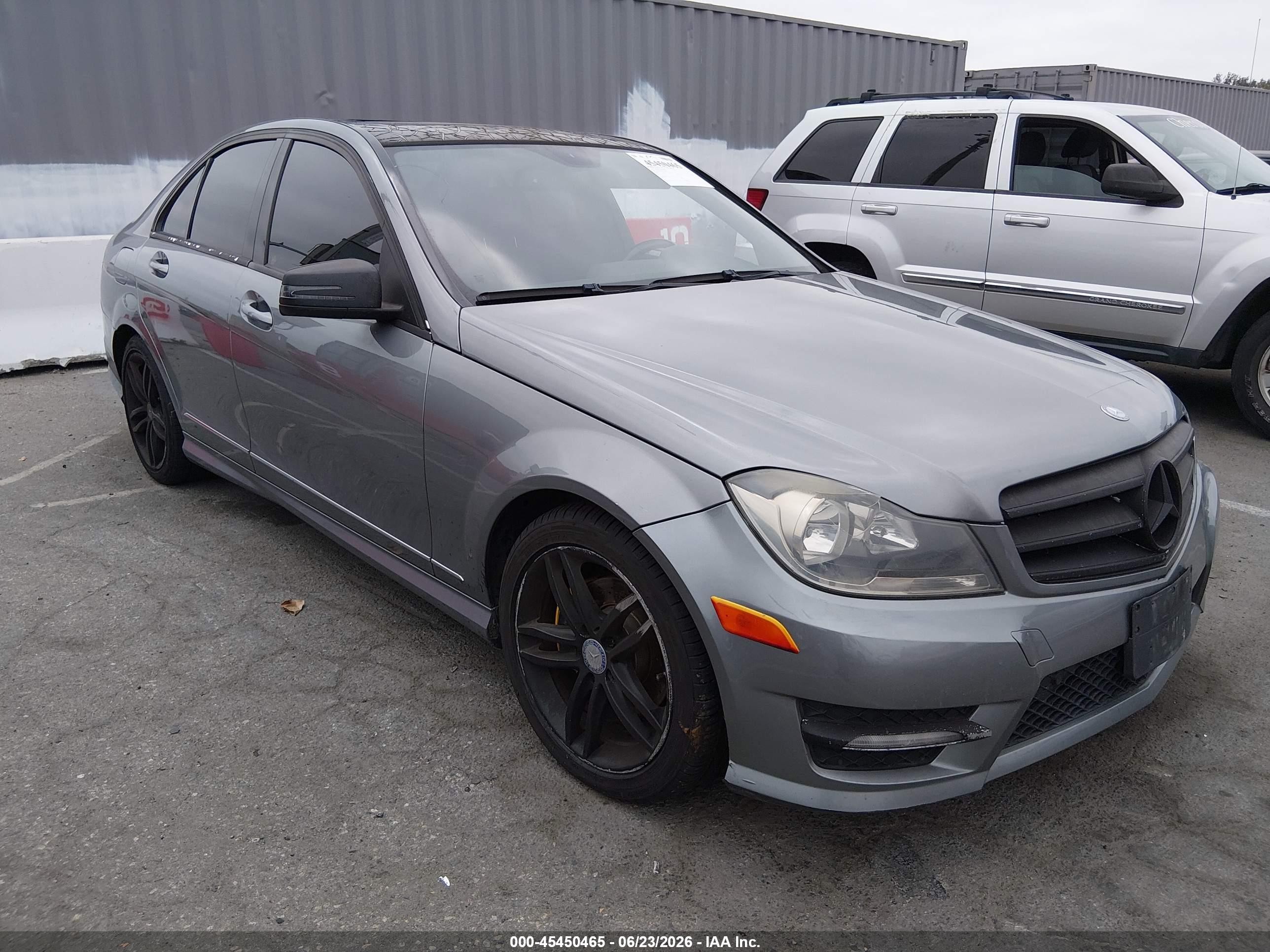 2012 Mercedes-benz C 250 Sport Gray vin: WDDGF4HB3CR220099