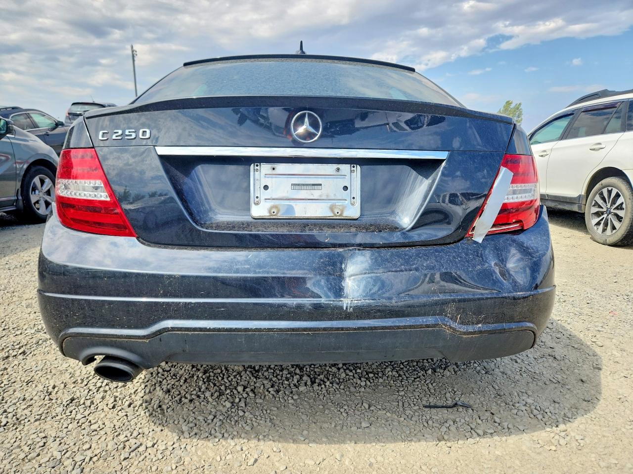 2012 Mercedes-benz C 250 Черный vin: WDDGF4HB3CR220300