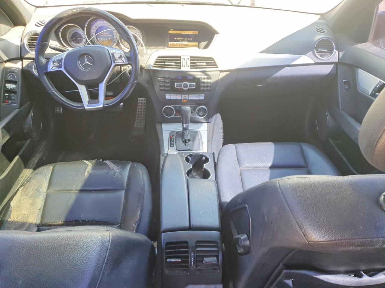 2012 Mercedes-benz C 250 Silver vin: WDDGF4HB3CR227425