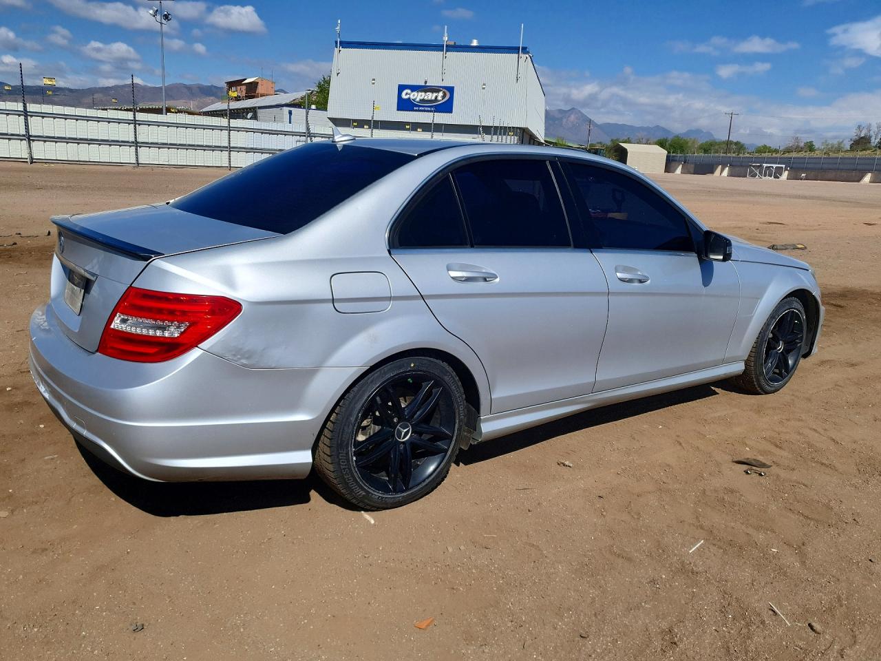 2012 Mercedes-benz C 250 Silver vin: WDDGF4HB3CR227425