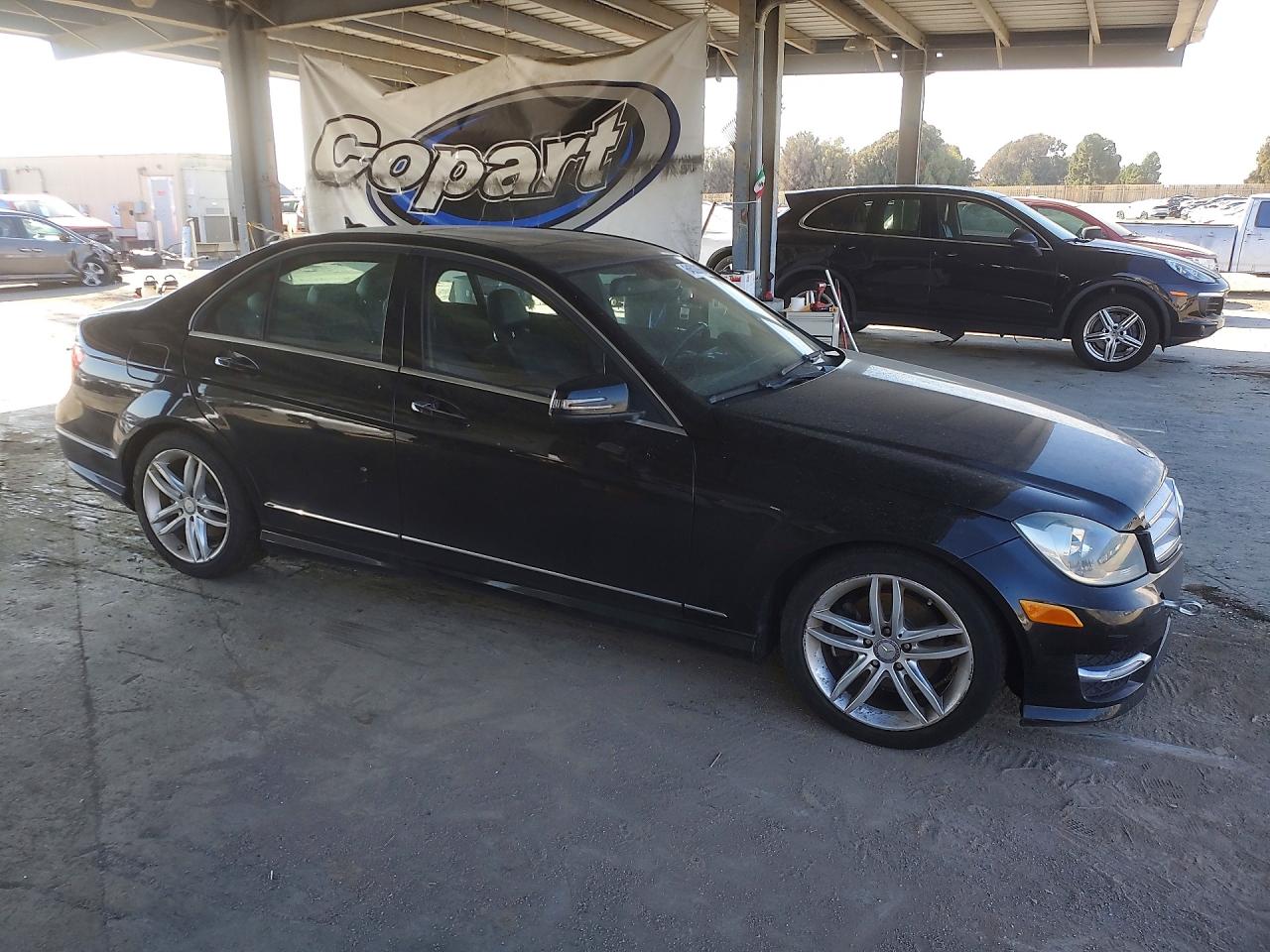 2012 Mercedes-benz C 250 Black vin: WDDGF4HB3CR236061