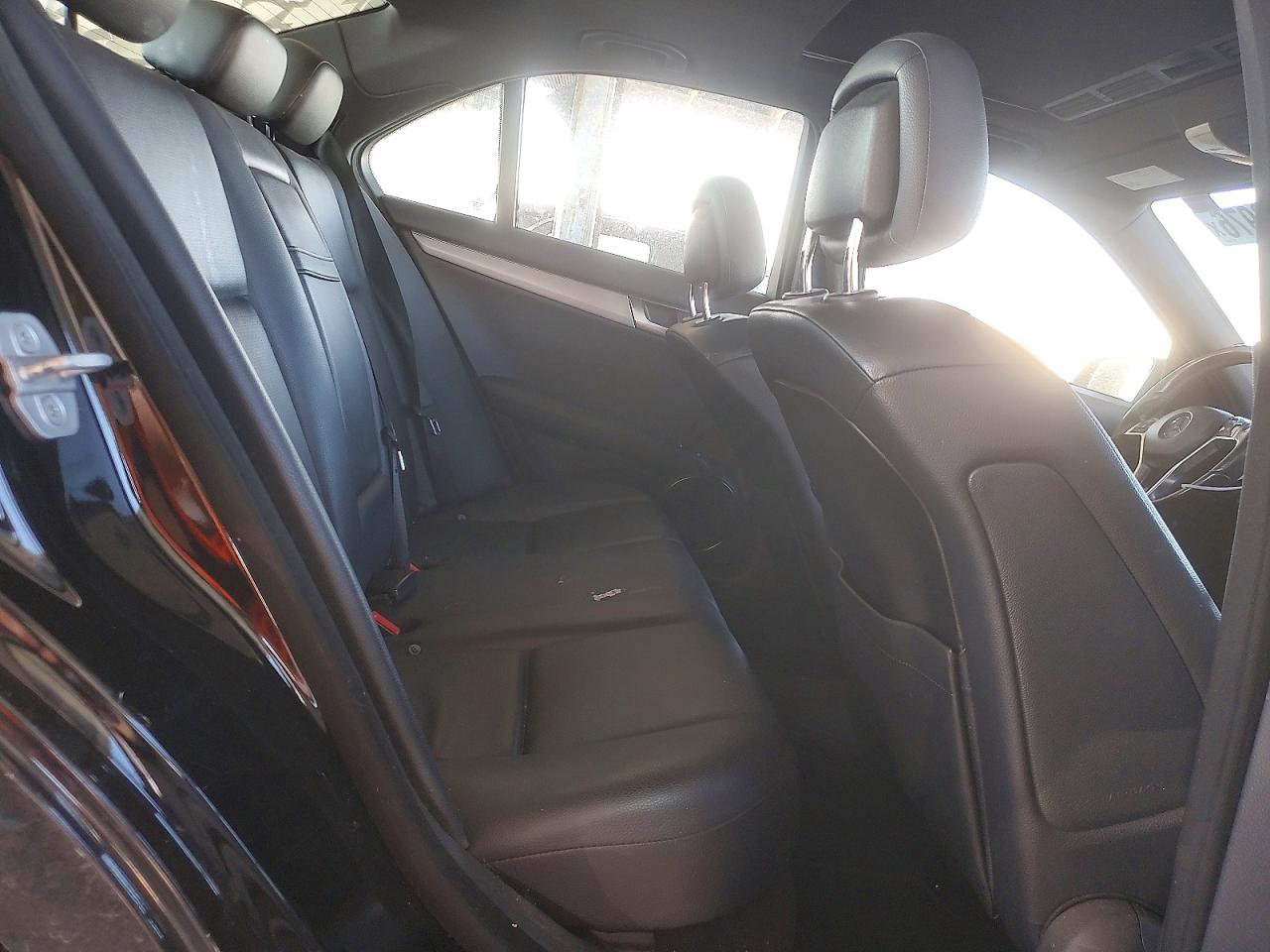 2012 Mercedes-benz C 250 Black vin: WDDGF4HB3CR236061