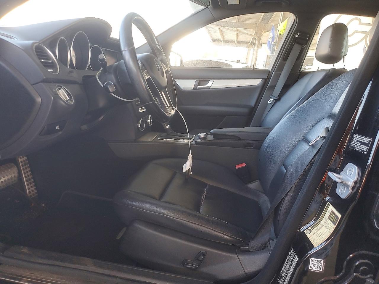 2012 Mercedes-benz C 250 Black vin: WDDGF4HB3CR236061