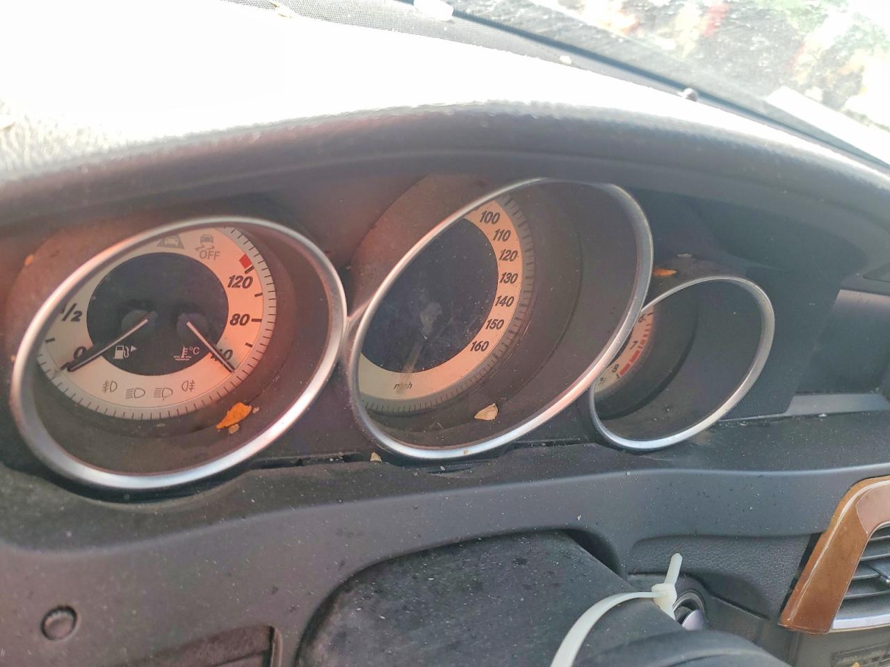 2012 Mercedes-benz C 250 Черный vin: WDDGF4HB3CR236237