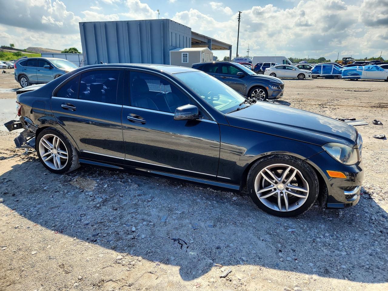 2013 Mercedes-benz C 250 Charcoal vin: WDDGF4HB3DR248499