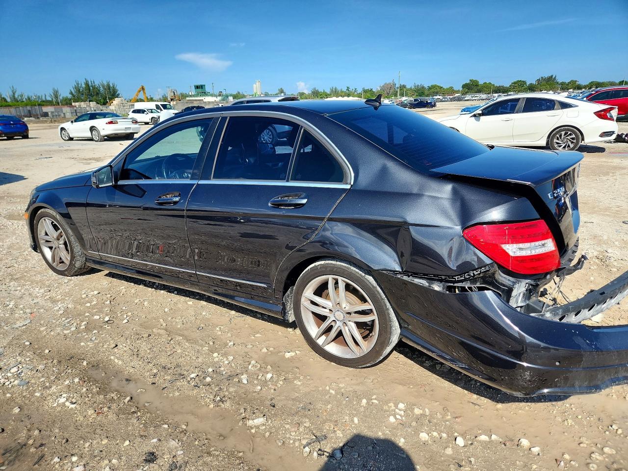 2013 Mercedes-benz C 250 Charcoal vin: WDDGF4HB3DR248499