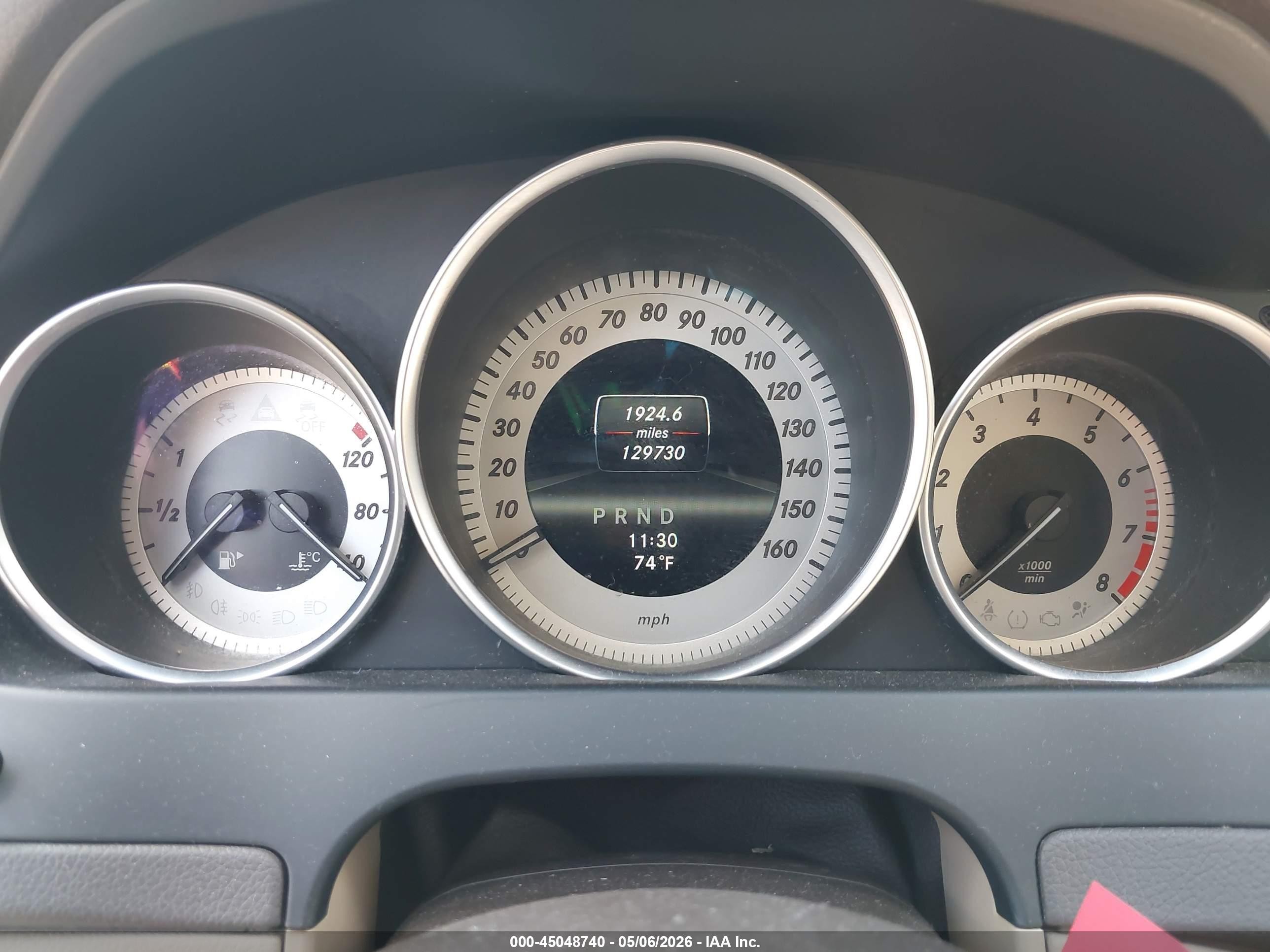2013 Mercedes-benz C 250 Luxury/sport Синий vin: WDDGF4HB3DR259955
