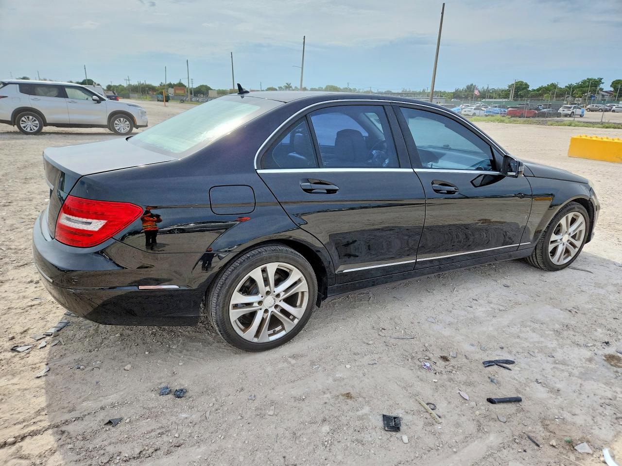 2013 Mercedes-benz C 250 Black vin: WDDGF4HB3DR270535