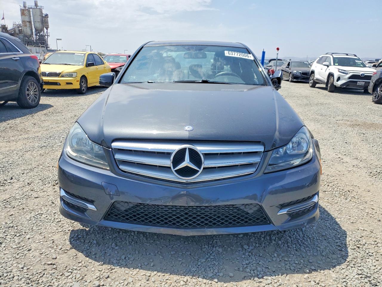 2013 Mercedes-benz C 250 Gray vin: WDDGF4HB3DR285844