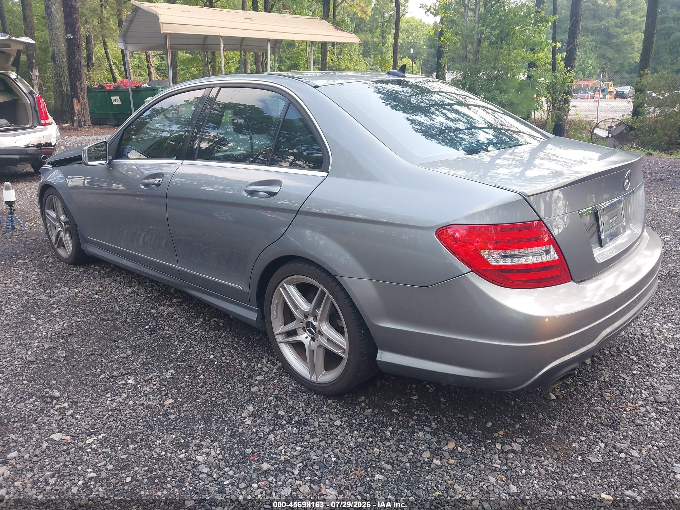 2013 Mercedes-benz C 250 Sport Gray vin: WDDGF4HB3DR290011